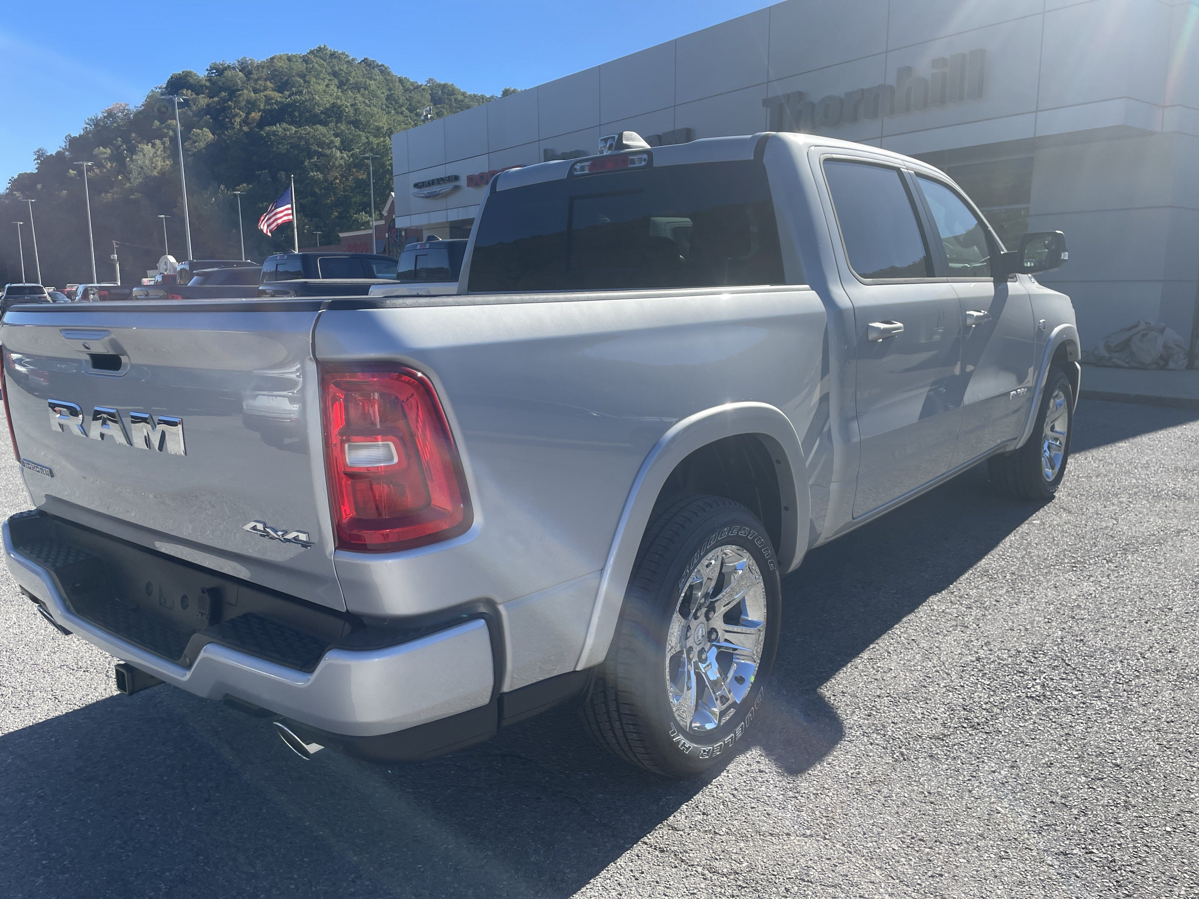 2027 RAM Ram 1500 RAM 1500 BIG HORN CREW CAB 4X4 5'7' BOX