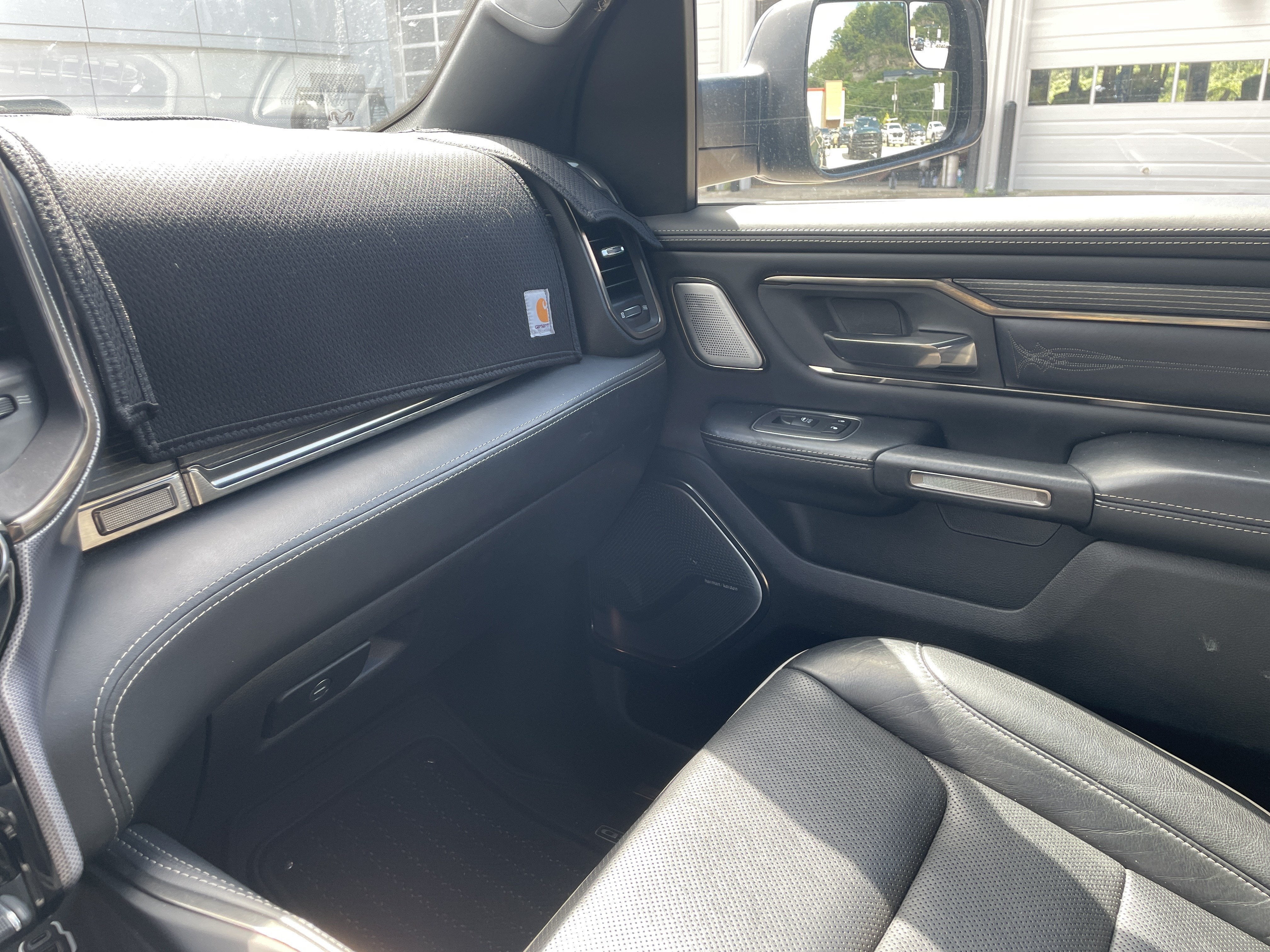 2021 RAM 1500 Limited Crew Cab 4x4 5'7' Box