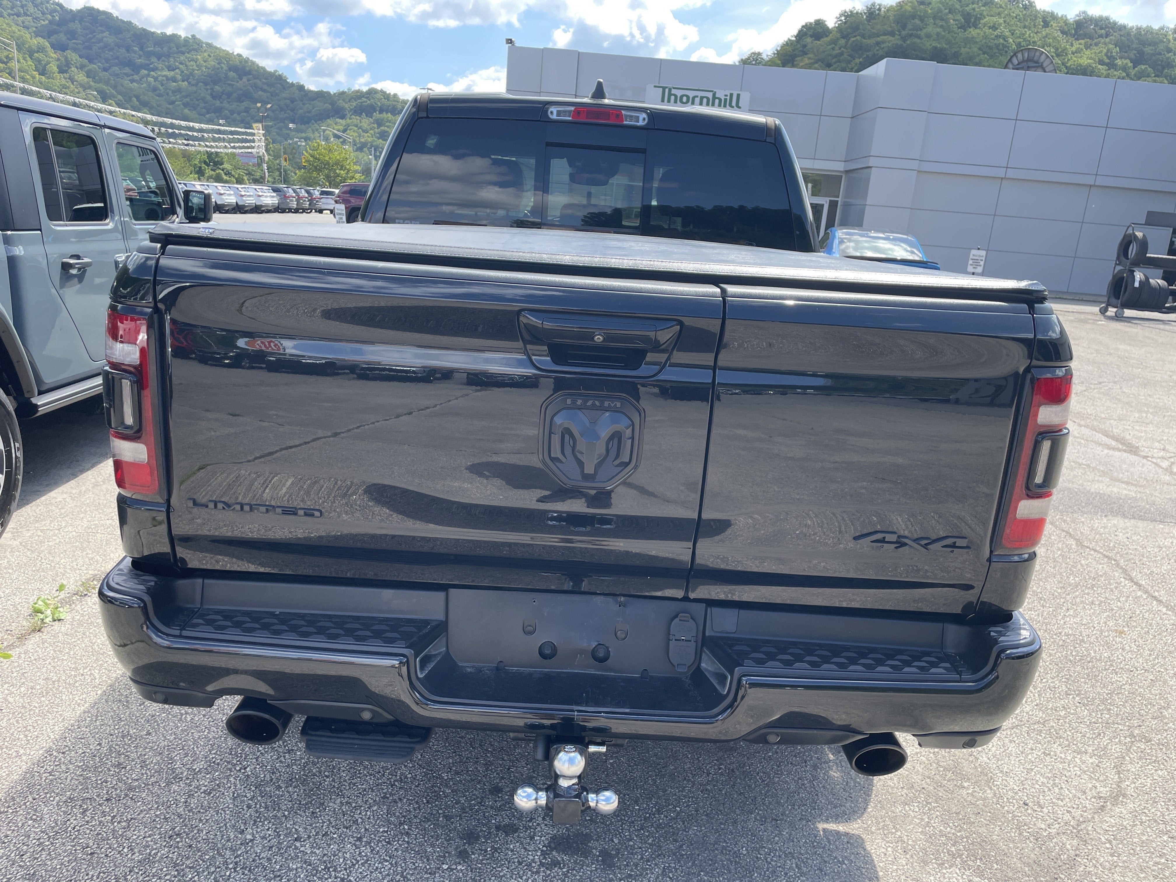 2021 RAM 1500 Limited Crew Cab 4x4 5'7' Box