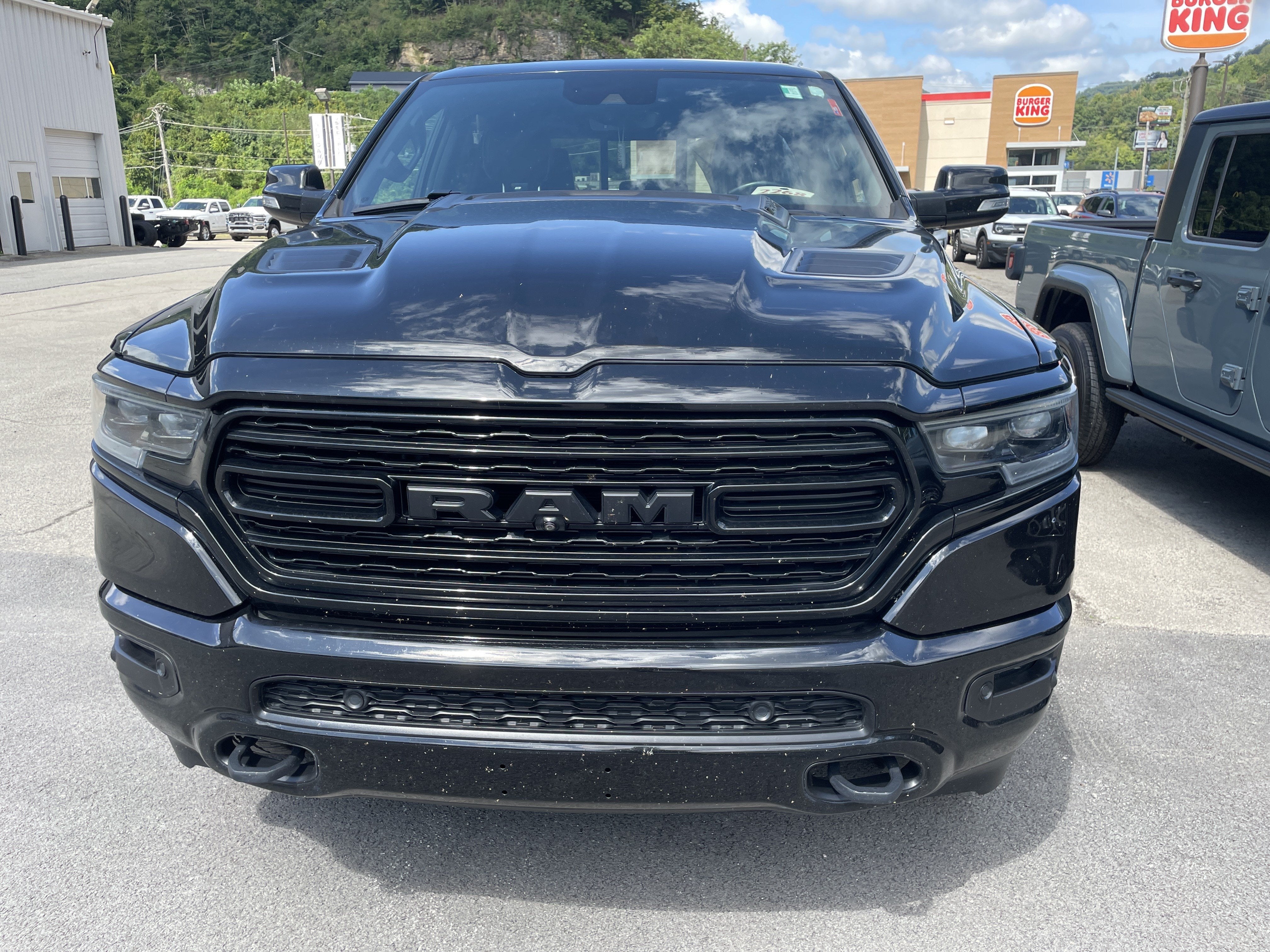2021 RAM 1500 Limited Crew Cab 4x4 5'7' Box