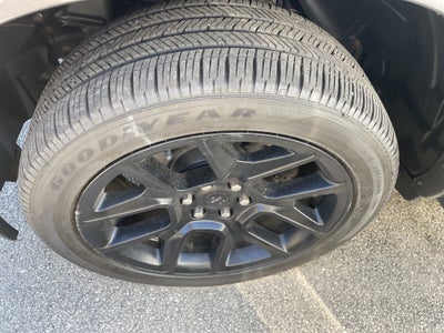 2021 RAM 1500 Laramie Crew Cab 4x4 5'7' Box