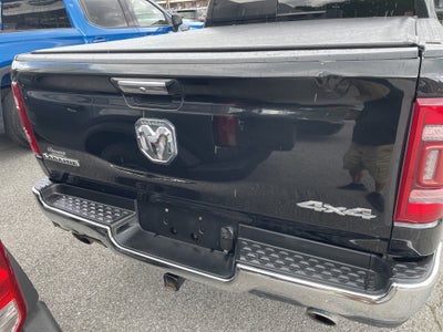 2020 RAM 1500 Laramie Crew Cab 4x4 5'7' Box