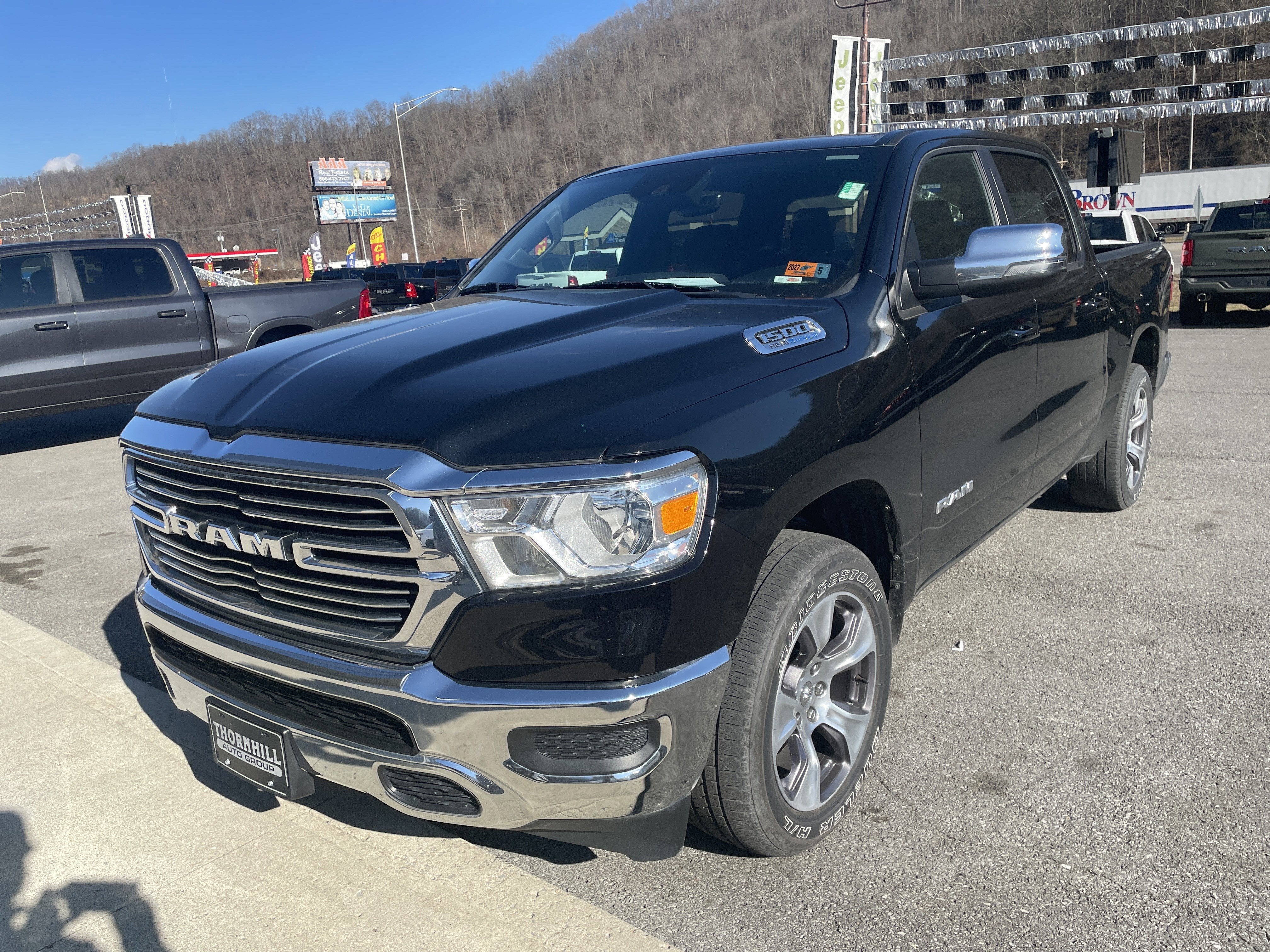 2023 RAM 1500 Laramie Crew Cab 4x4 5'7' Box
