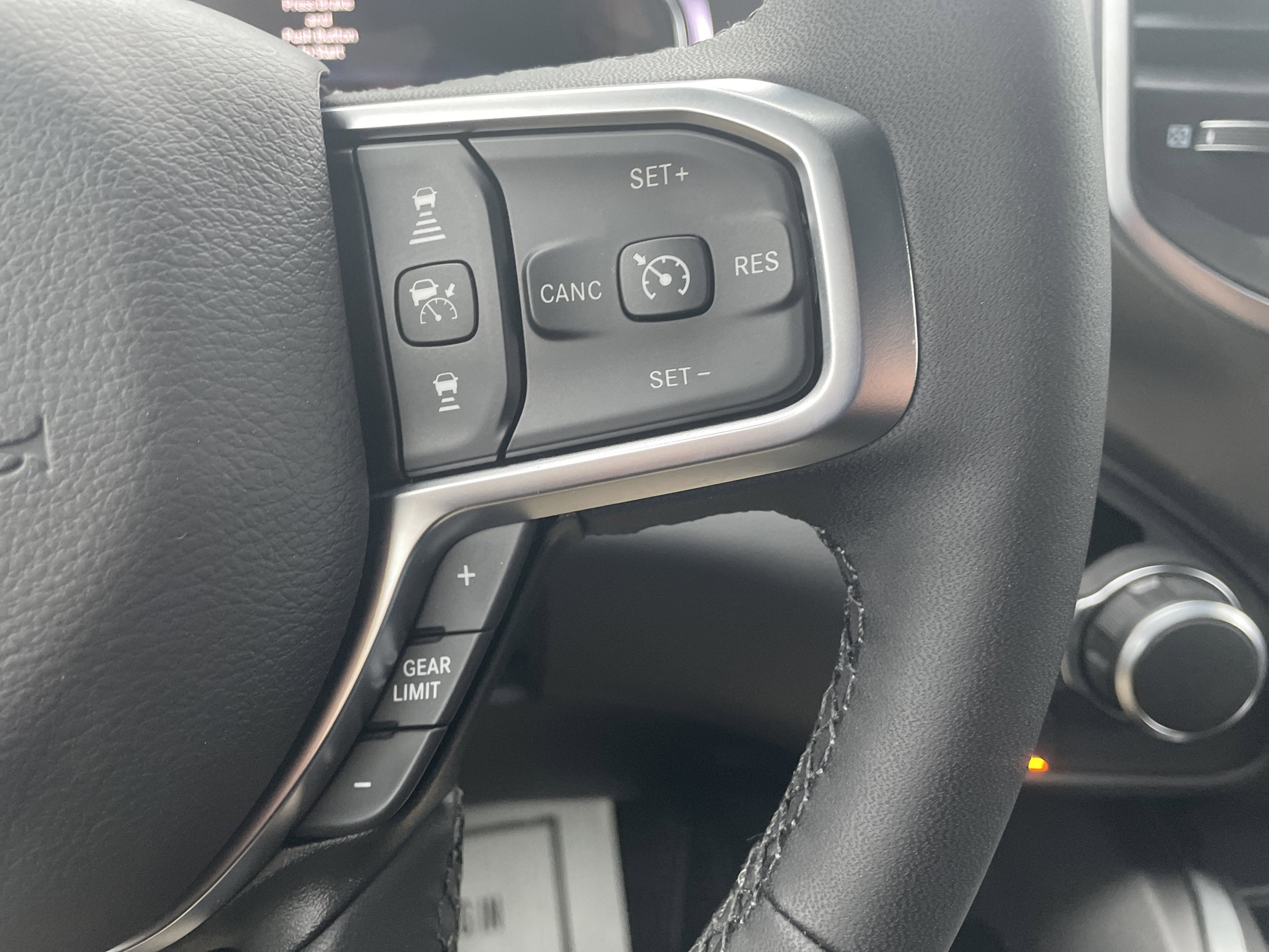 2026 RAM Ram 1500 RAM 1500 BIG HORN CREW CAB 4X4 6'4' BOX