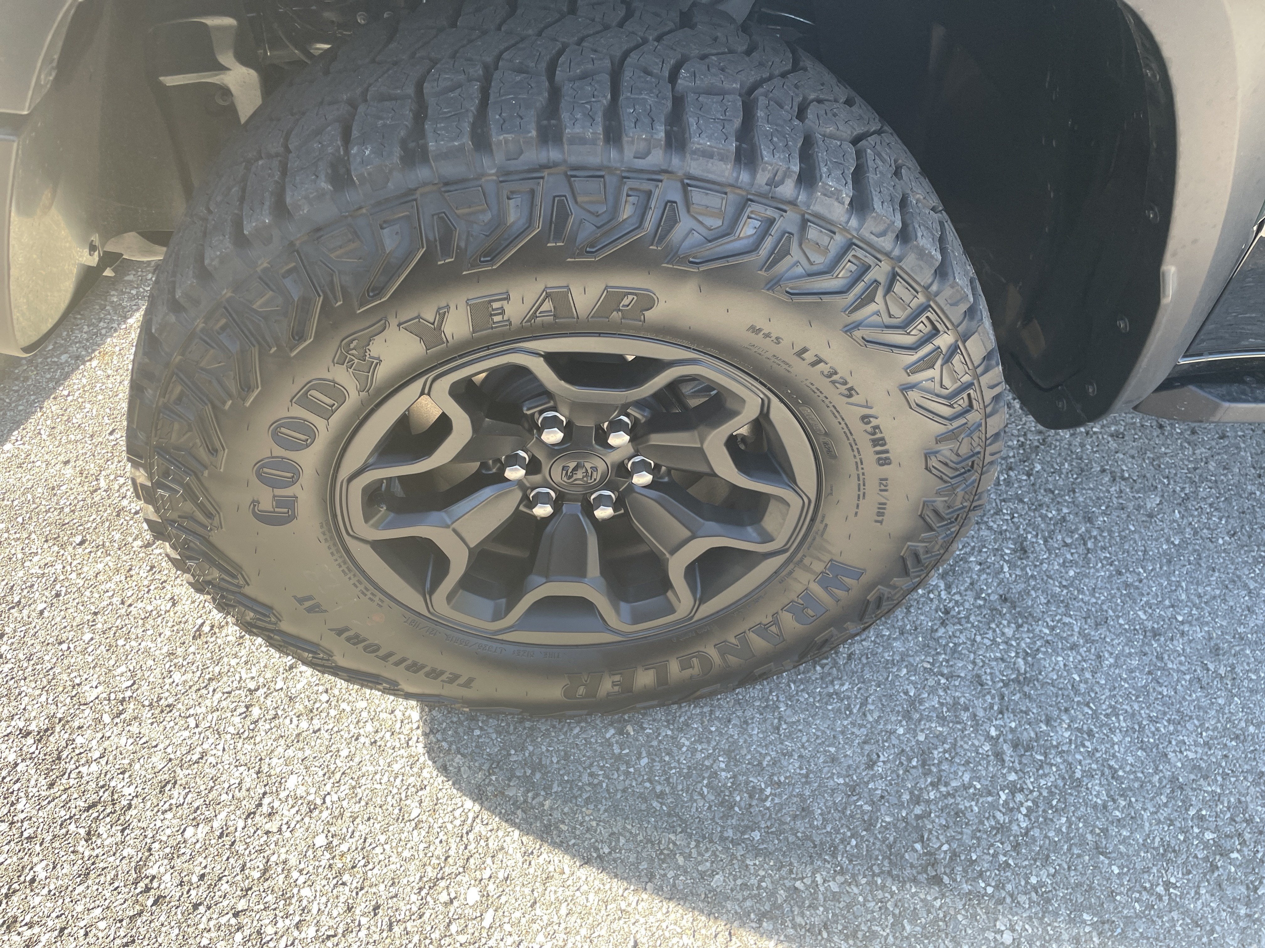 2026 RAM Ram 1500 RAM 1500 RHO CREW CAB 4X4 5'7' BOX