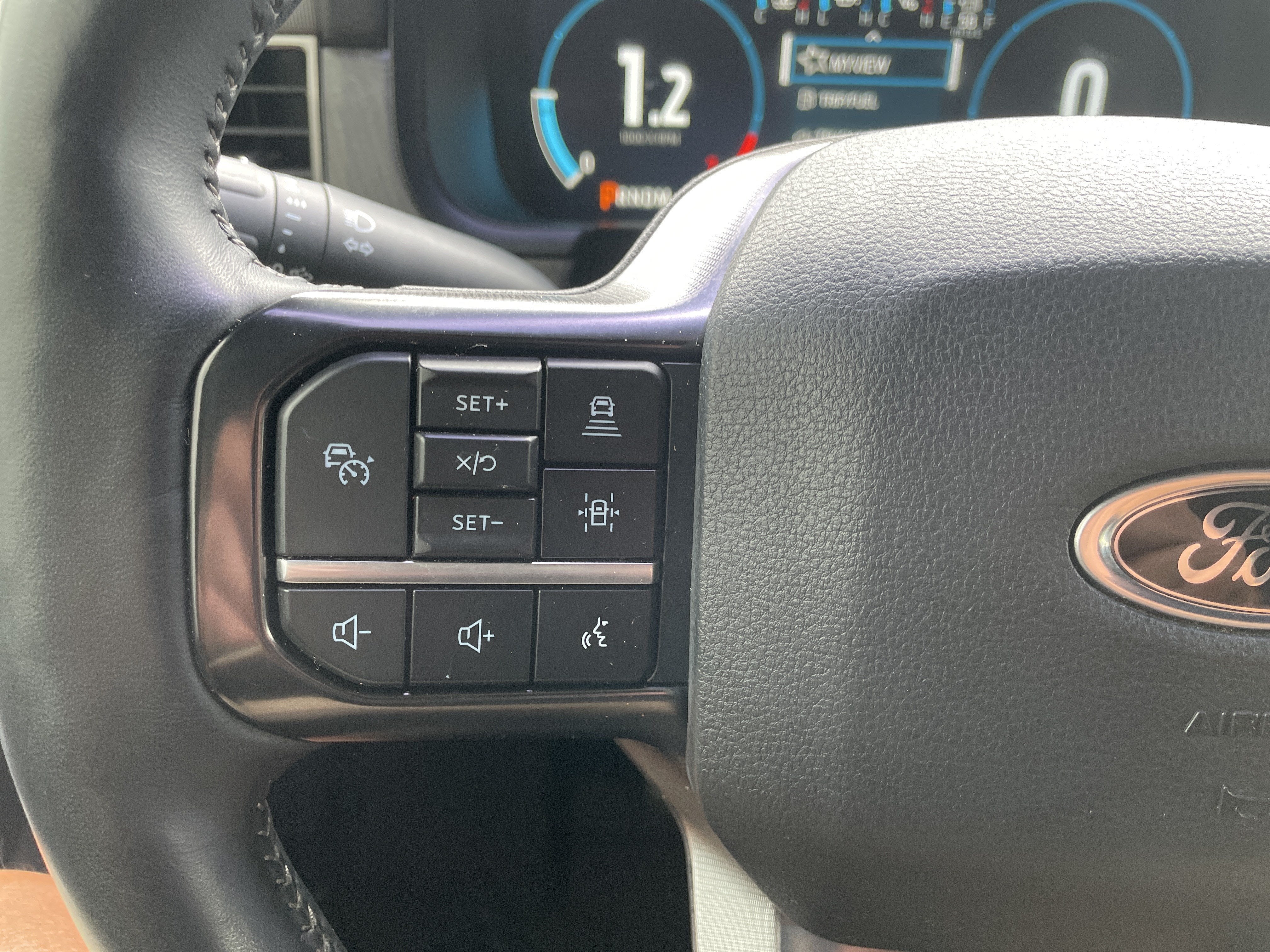 2023 Ford F-150 Base