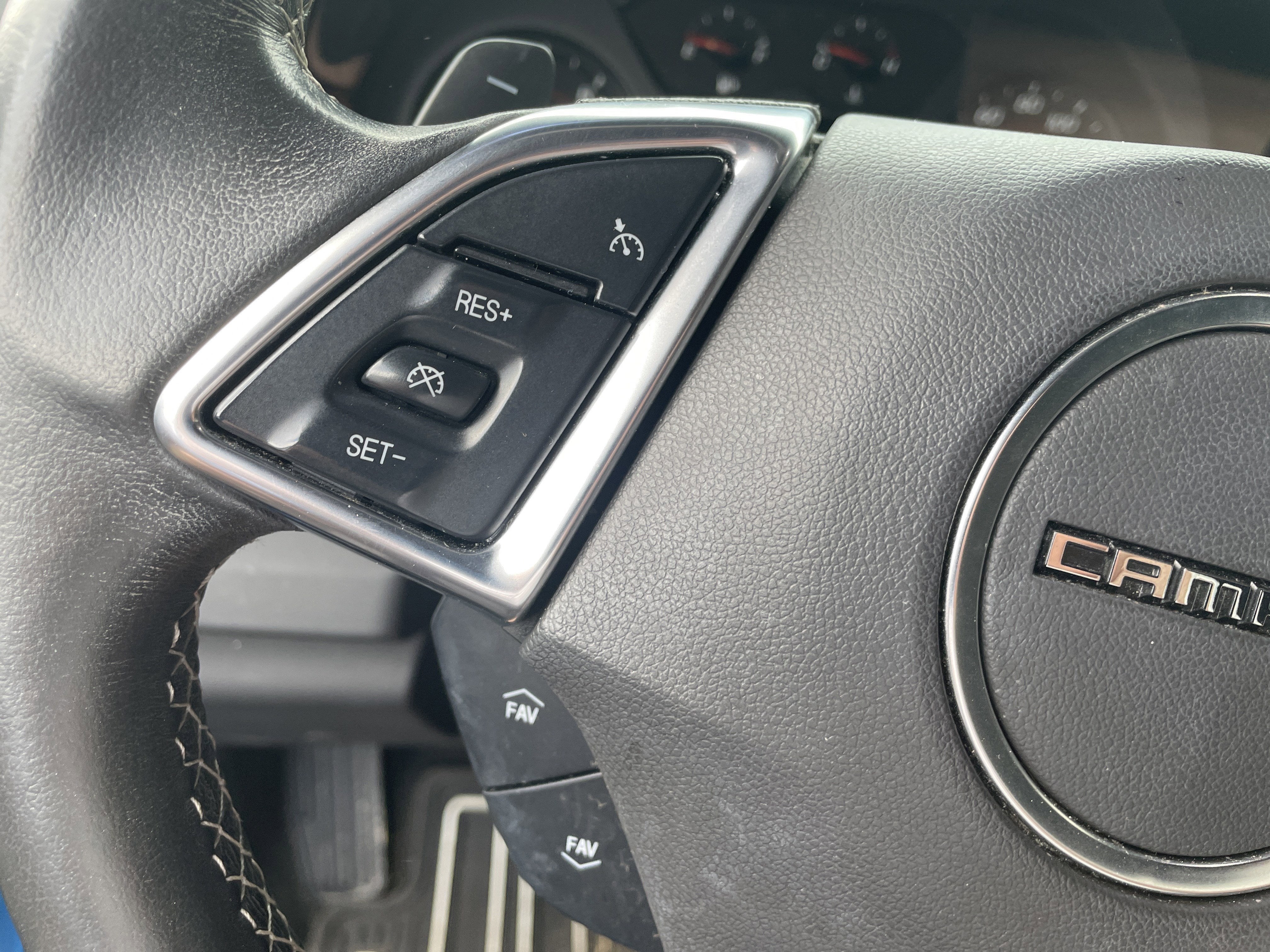 2022 Chevrolet Camaro RWD Coupe LT1