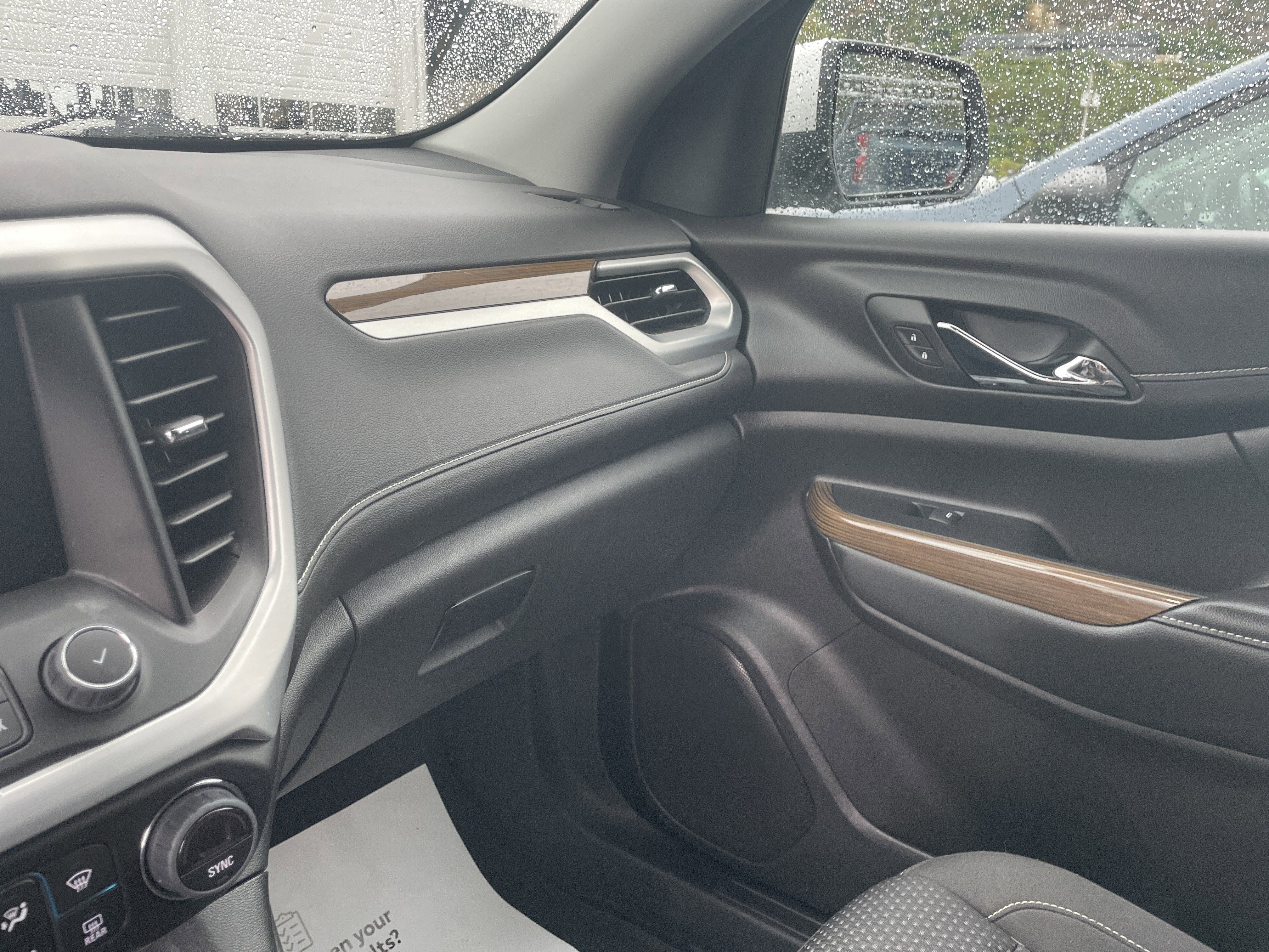 2023 GMC Acadia FWD SLE