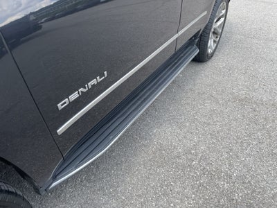 2020 GMC Yukon 4WD Denali