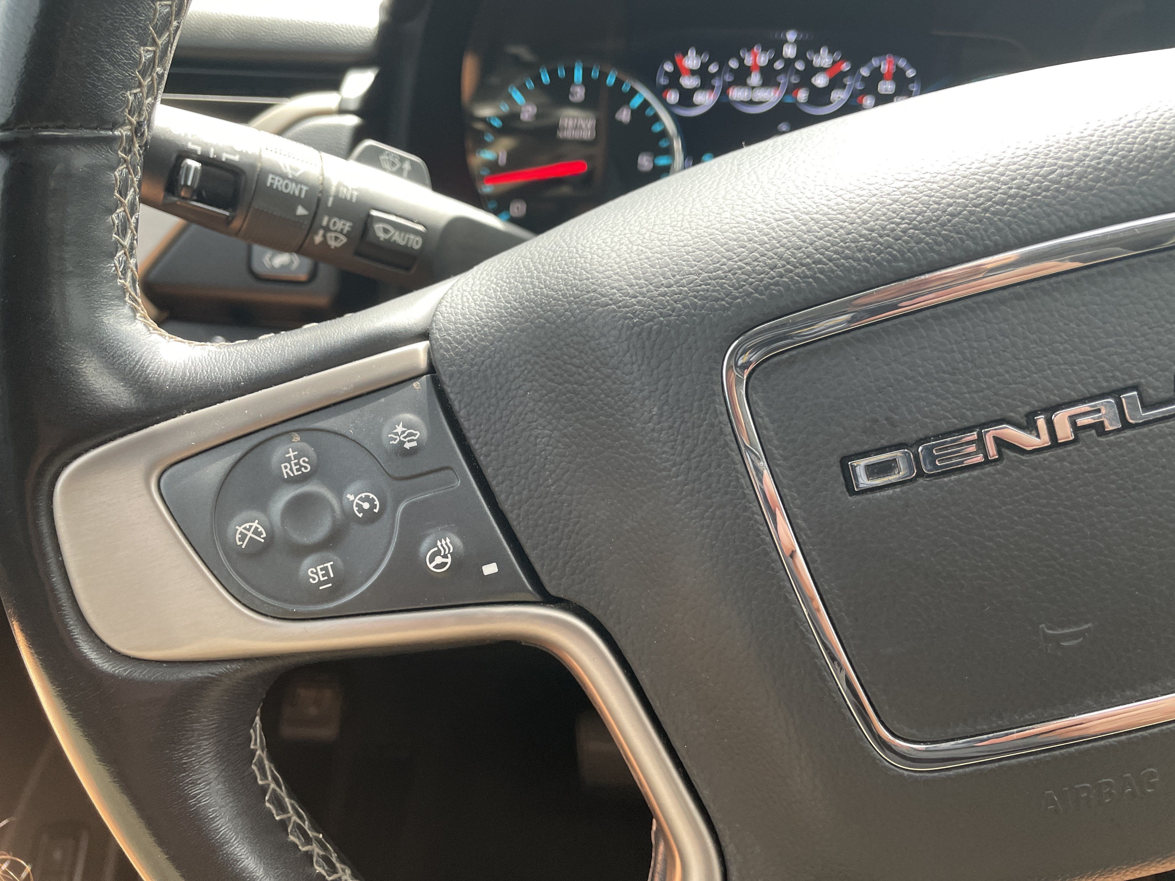 2020 GMC Yukon 4WD Denali