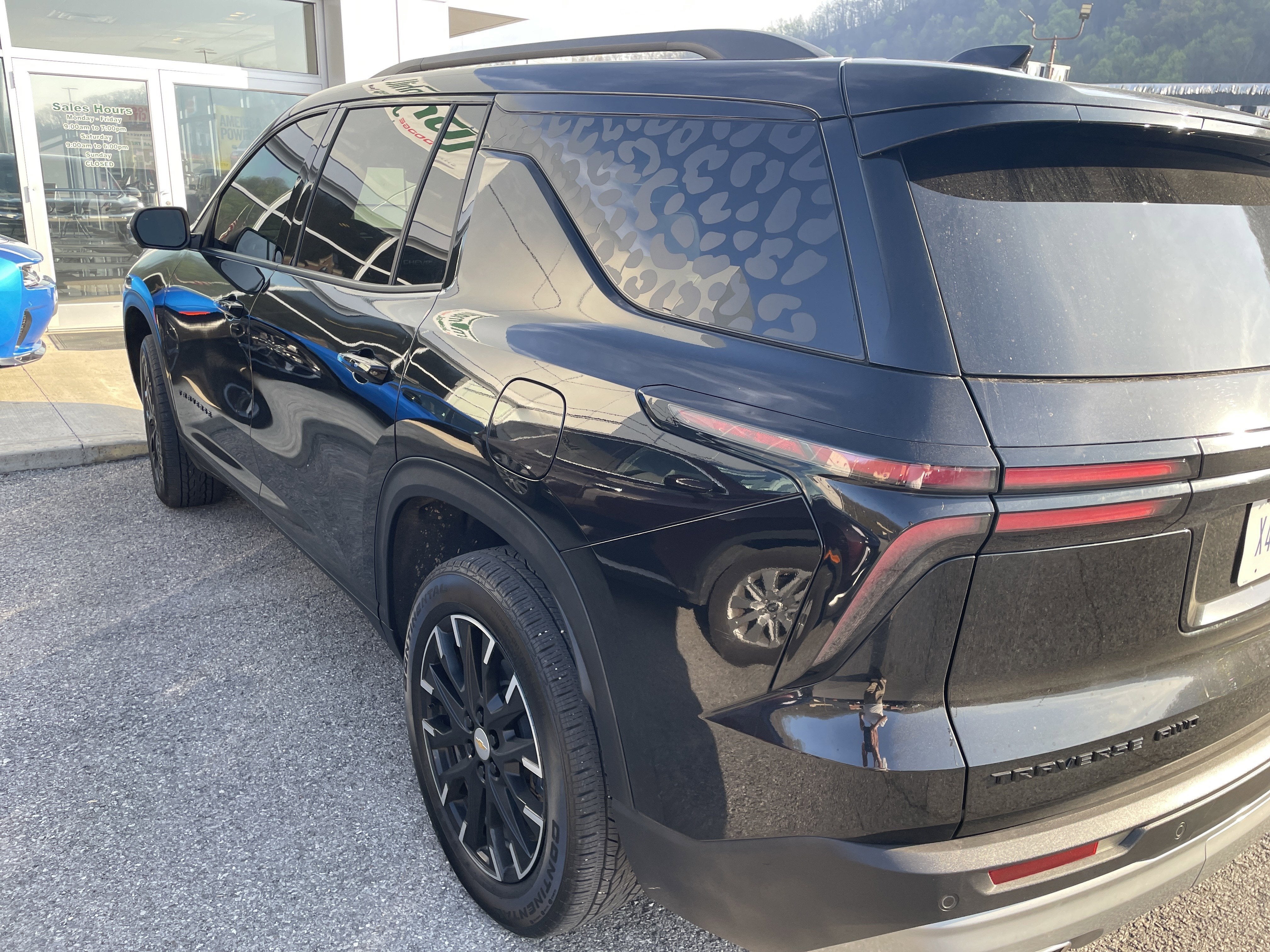 2025 Chevrolet Traverse AWD LT