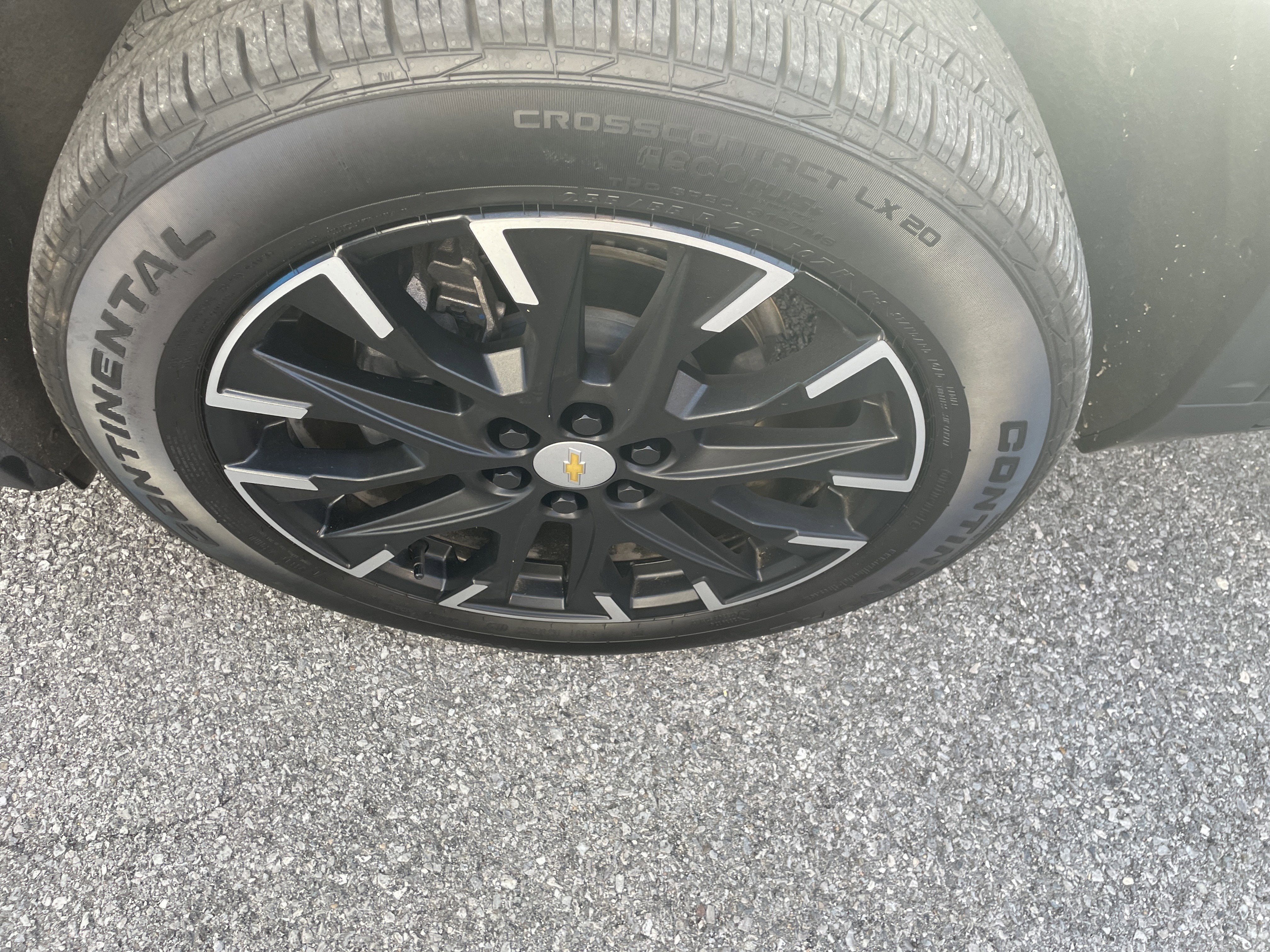 2025 Chevrolet Traverse AWD LT