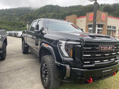 2024 GMC Sierra 2500HD 4WD Crew Cab Standard Bed AT4X