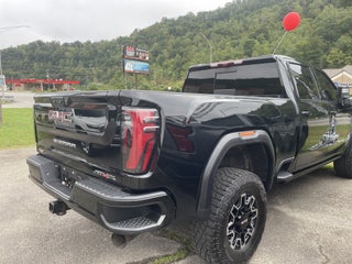 2024 GMC Sierra 2500HD 4WD Crew Cab Standard Bed AT4X