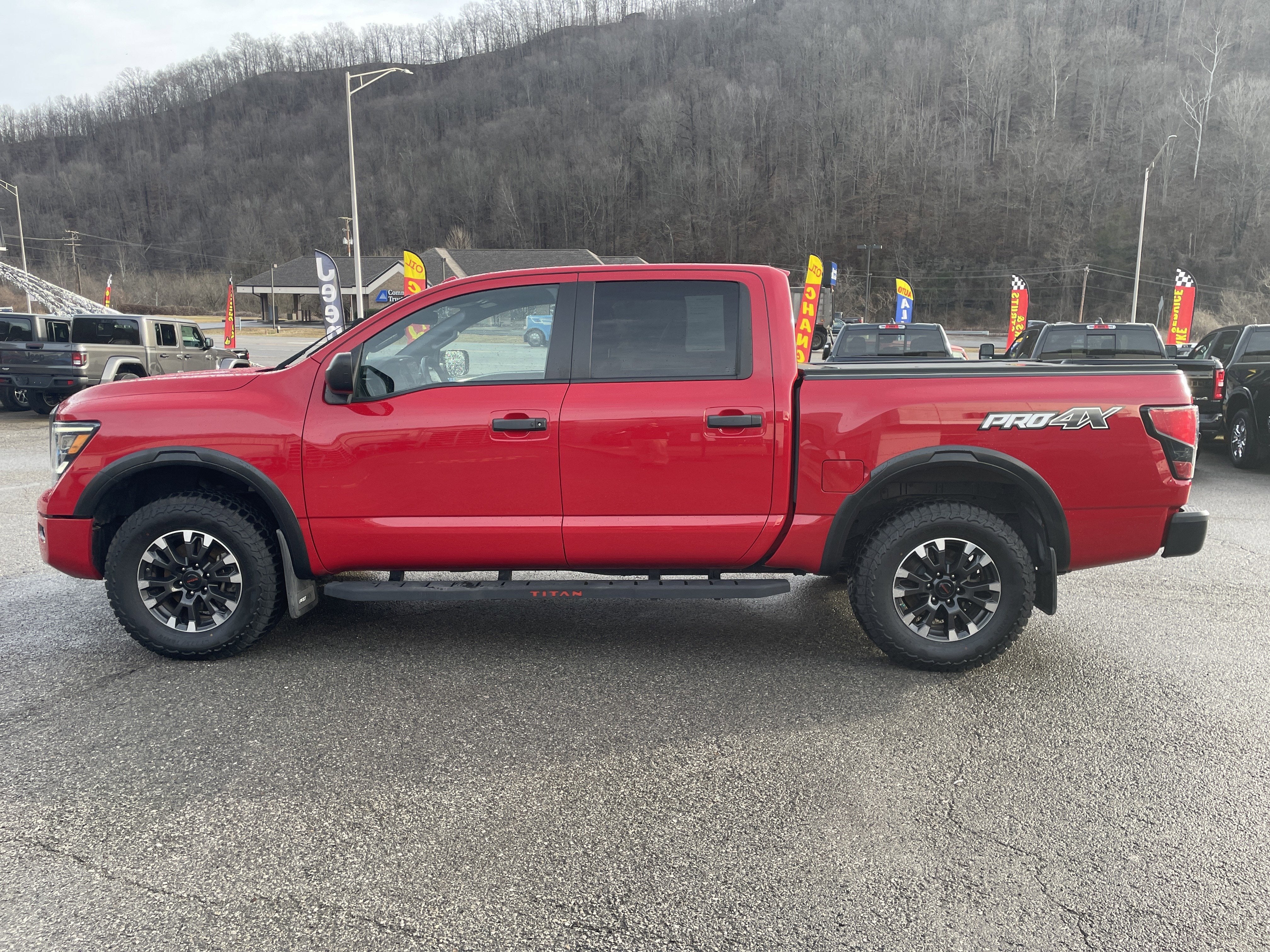2021 Nissan TITAN Crew Cab PRO-4X 4x4