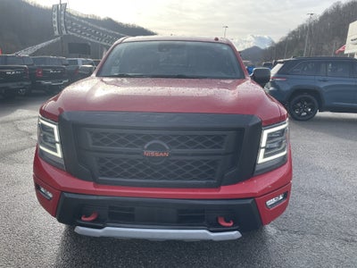 2021 Nissan TITAN Crew Cab PRO-4X 4x4