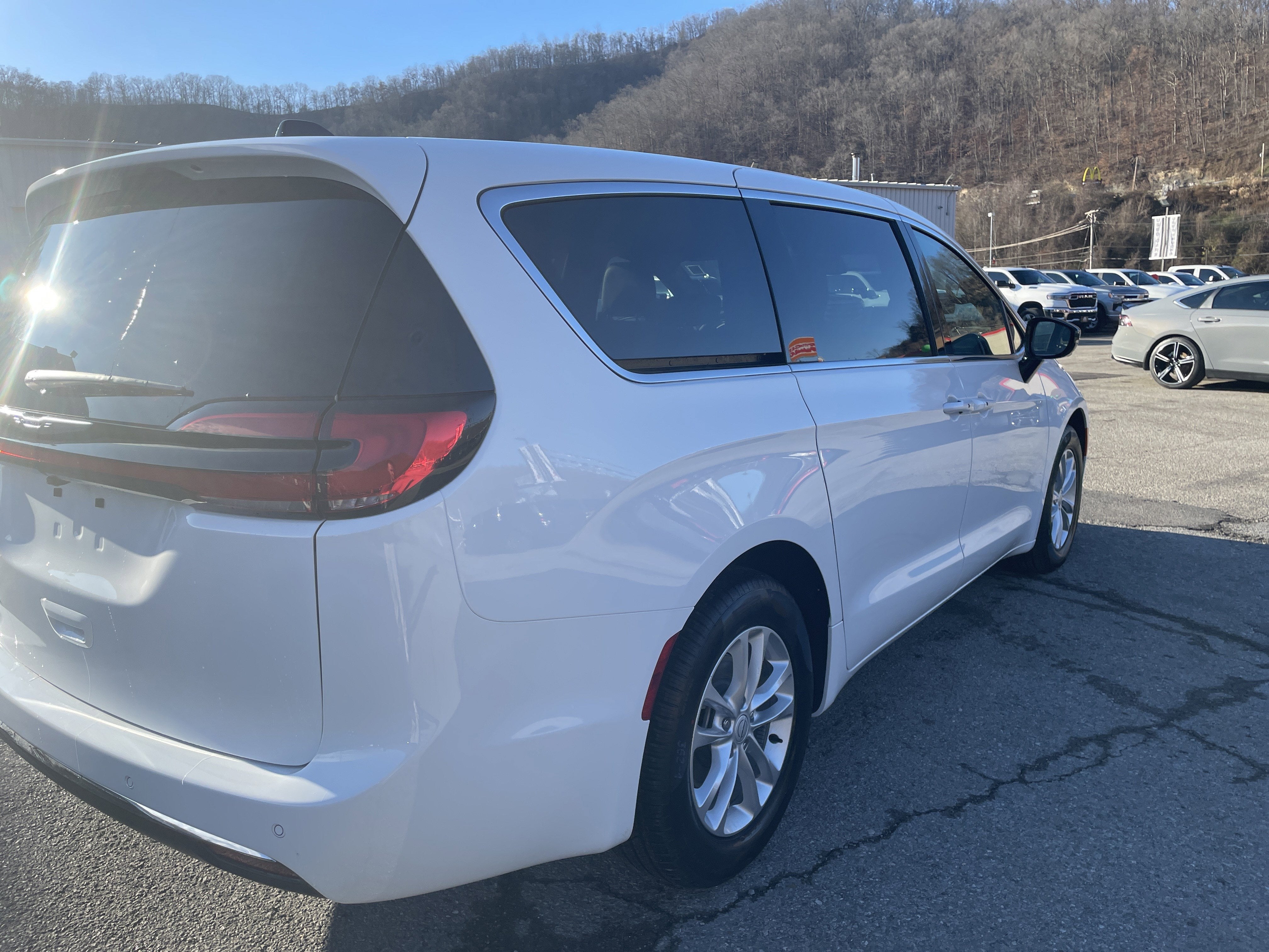 2026 Chrysler Pacifica PACIFICA SELECT