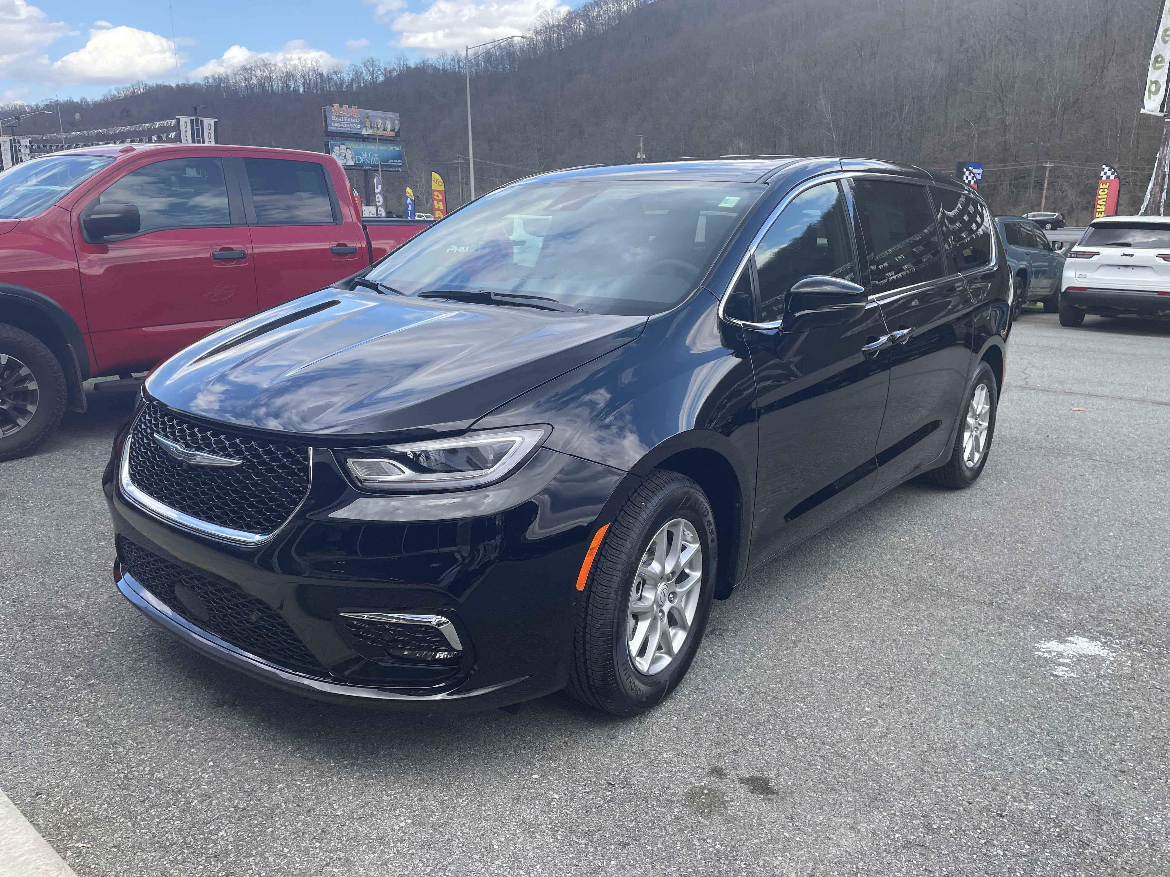 2026 Chrysler Pacifica PACIFICA SELECT