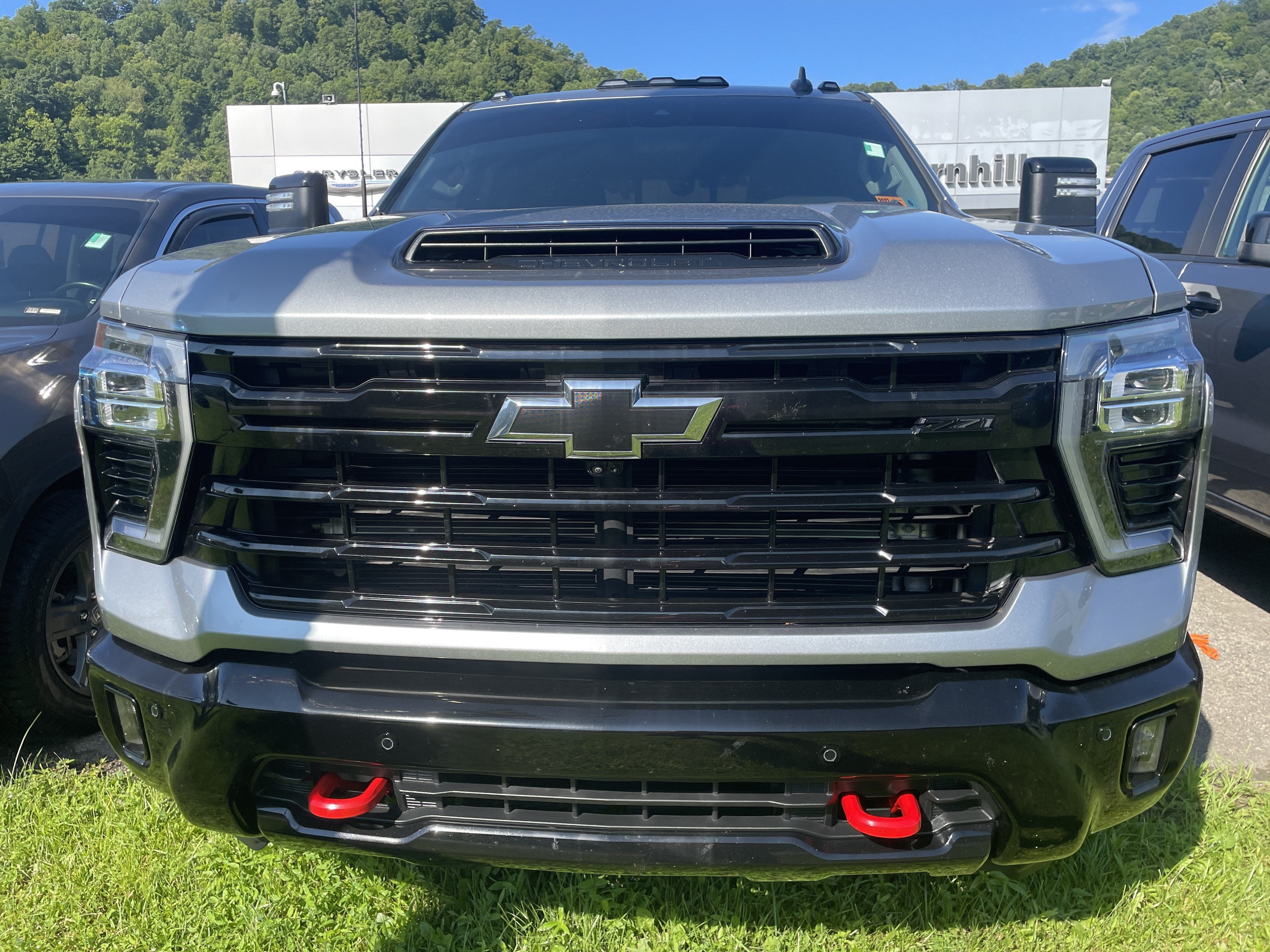 2025 Chevrolet Silverado 2500HD 4WD Crew Cab Standard Bed LT