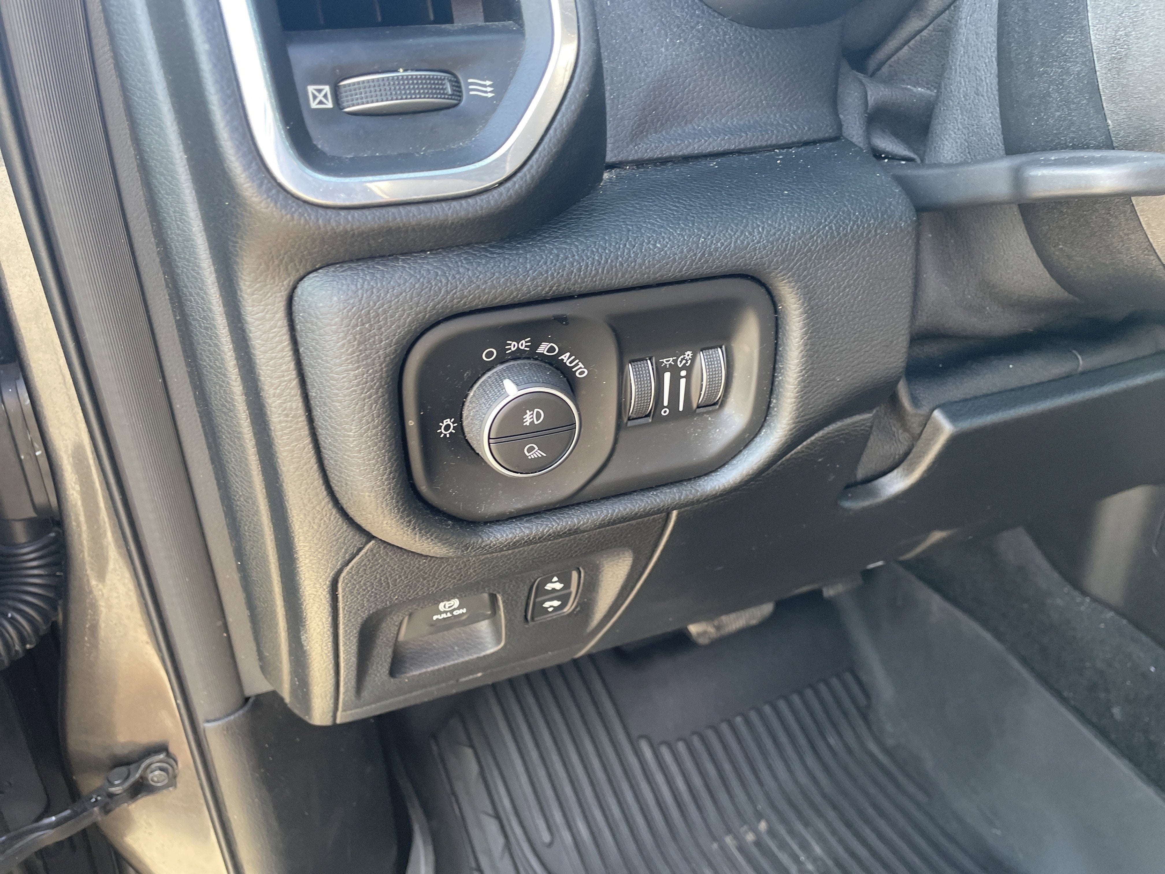 2024 Chevrolet Silverado 2500HD 4WD Crew Cab Standard Bed LTZ