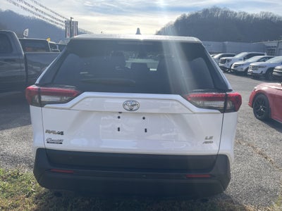 2023 Toyota RAV4 LE