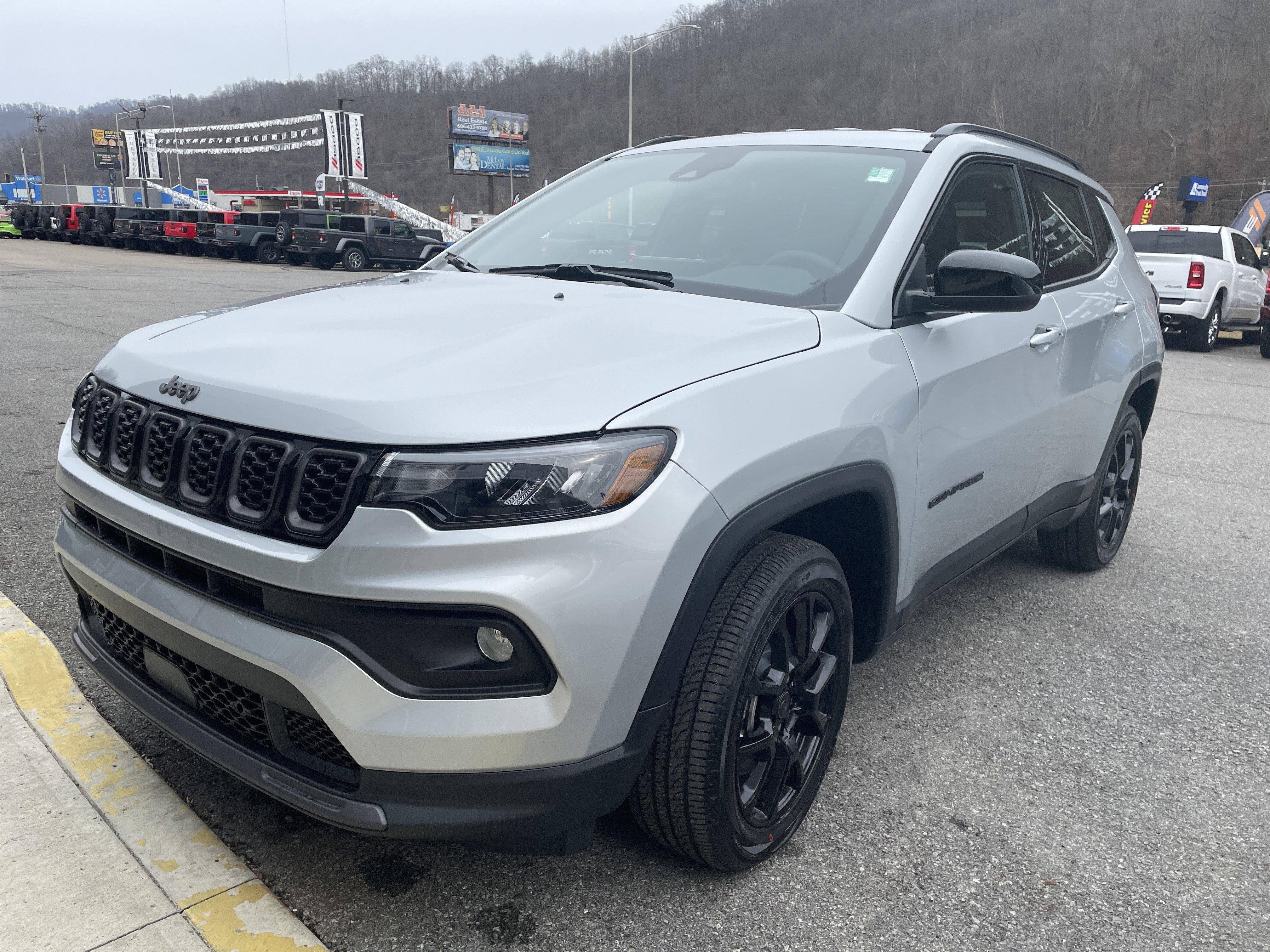 2026 Jeep Compass COMPASS LATITUDE ALTITUDE 4X4