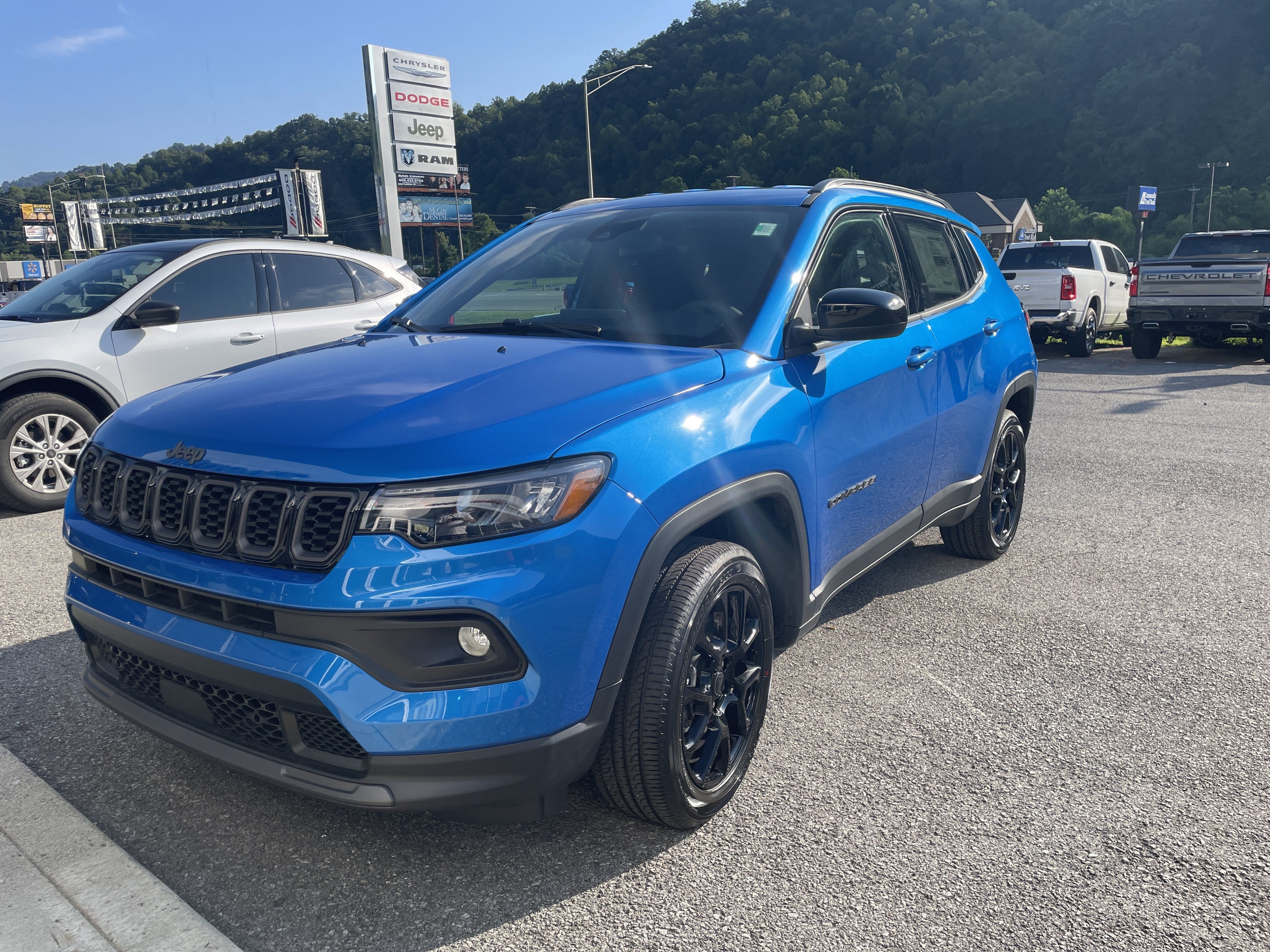 2026 Jeep Compass COMPASS LATITUDE ALTITUDE 4X4
