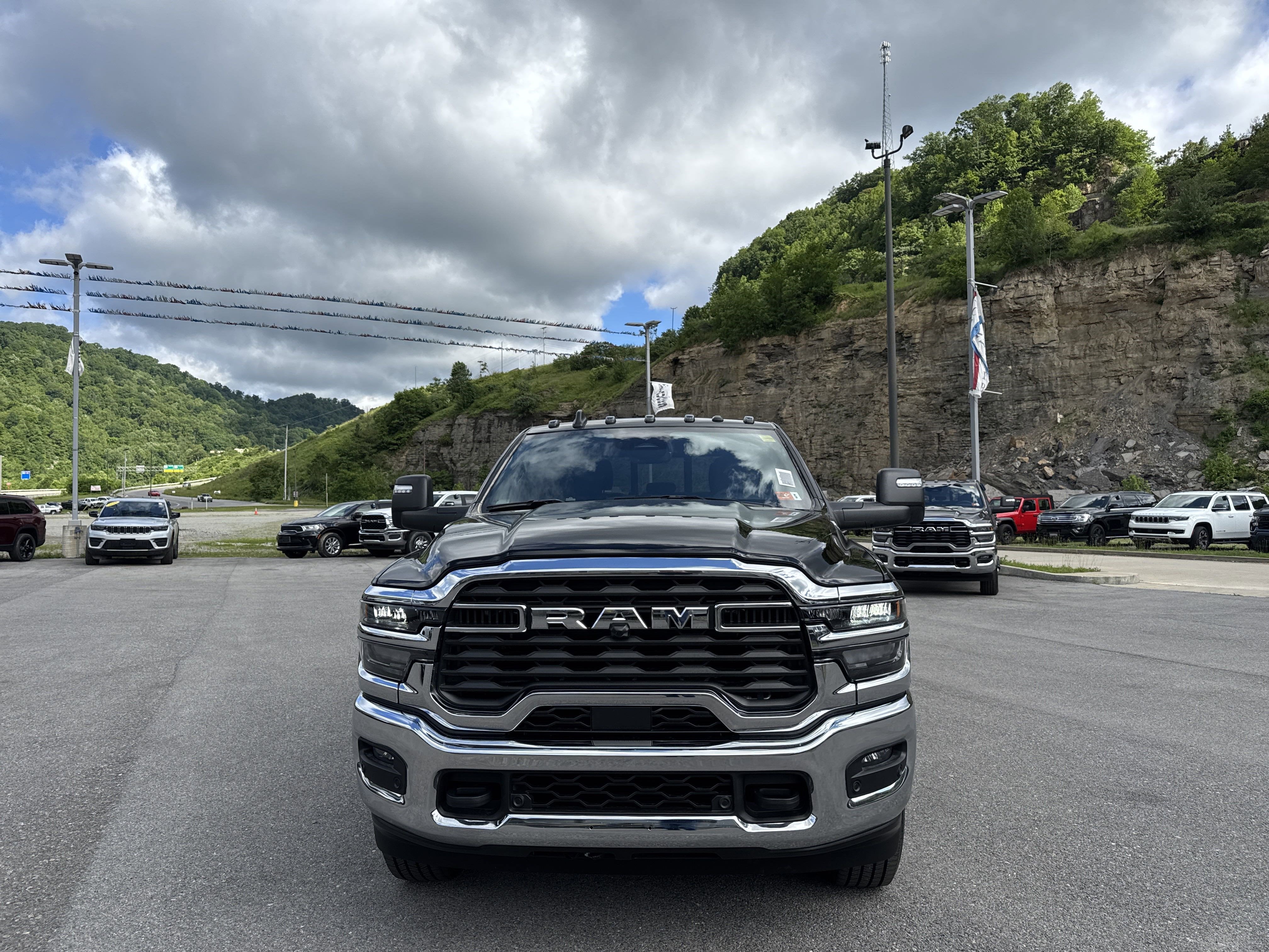 2025 RAM Ram 2500 RAM 2500 BIG HORN CREW CAB 4X4 6'4' BOX