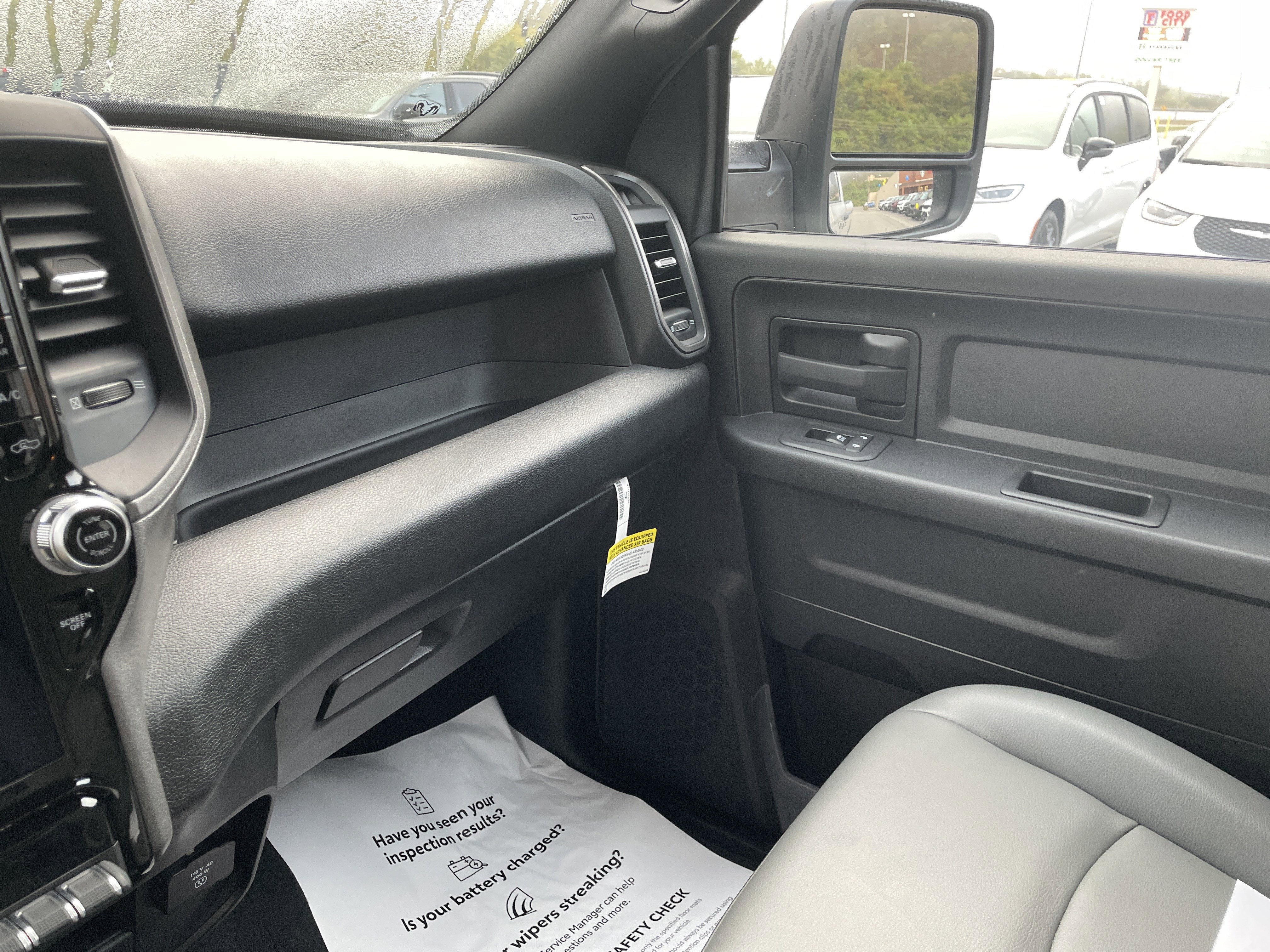 2026 RAM Ram 2500 RAM 2500 TRADESMAN CREW CAB 4X4 8' BOX