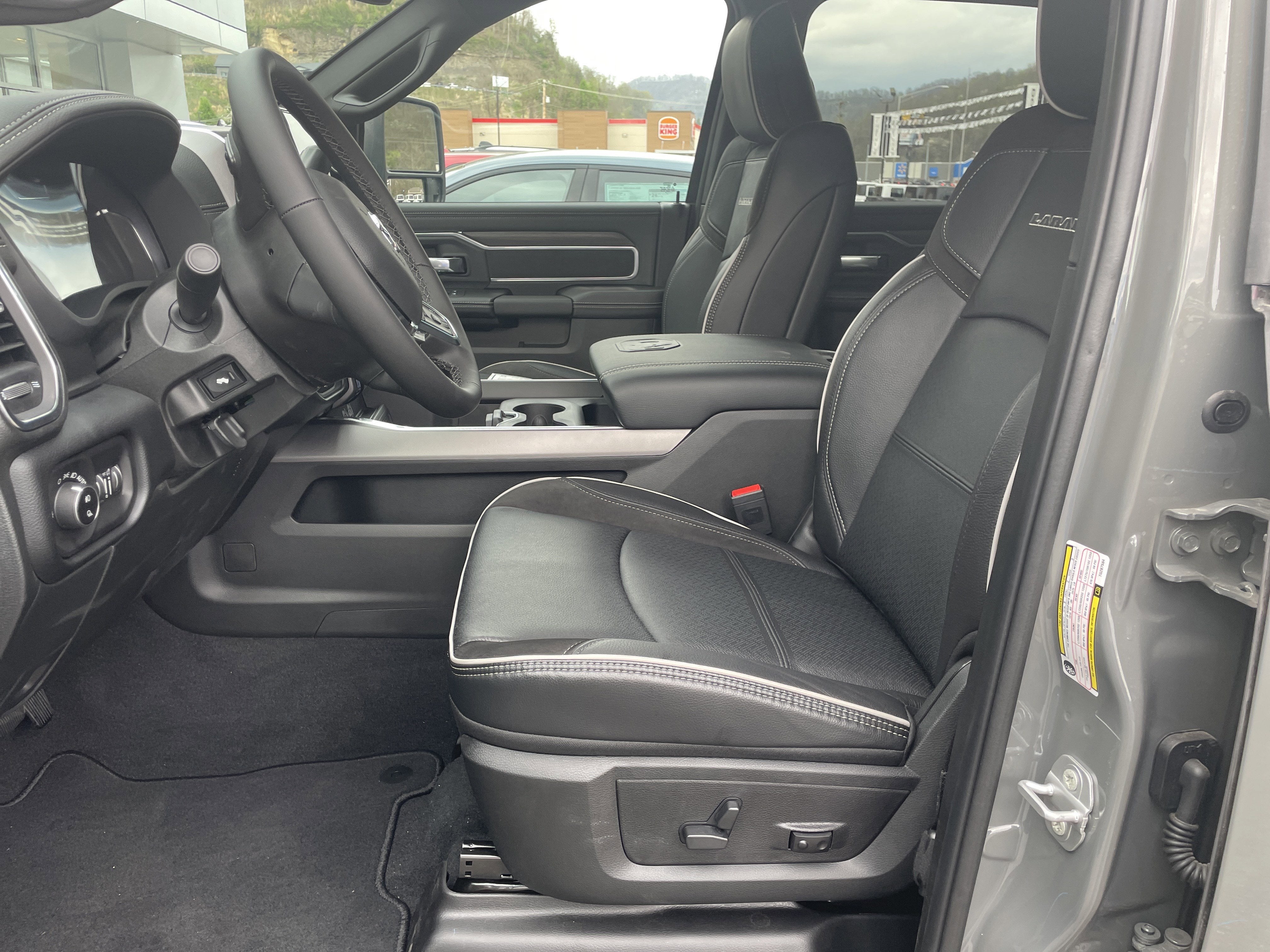 2026 RAM Ram 2500 RAM 2500 LARAMIE MEGA CAB 4X4 6'4' BOX