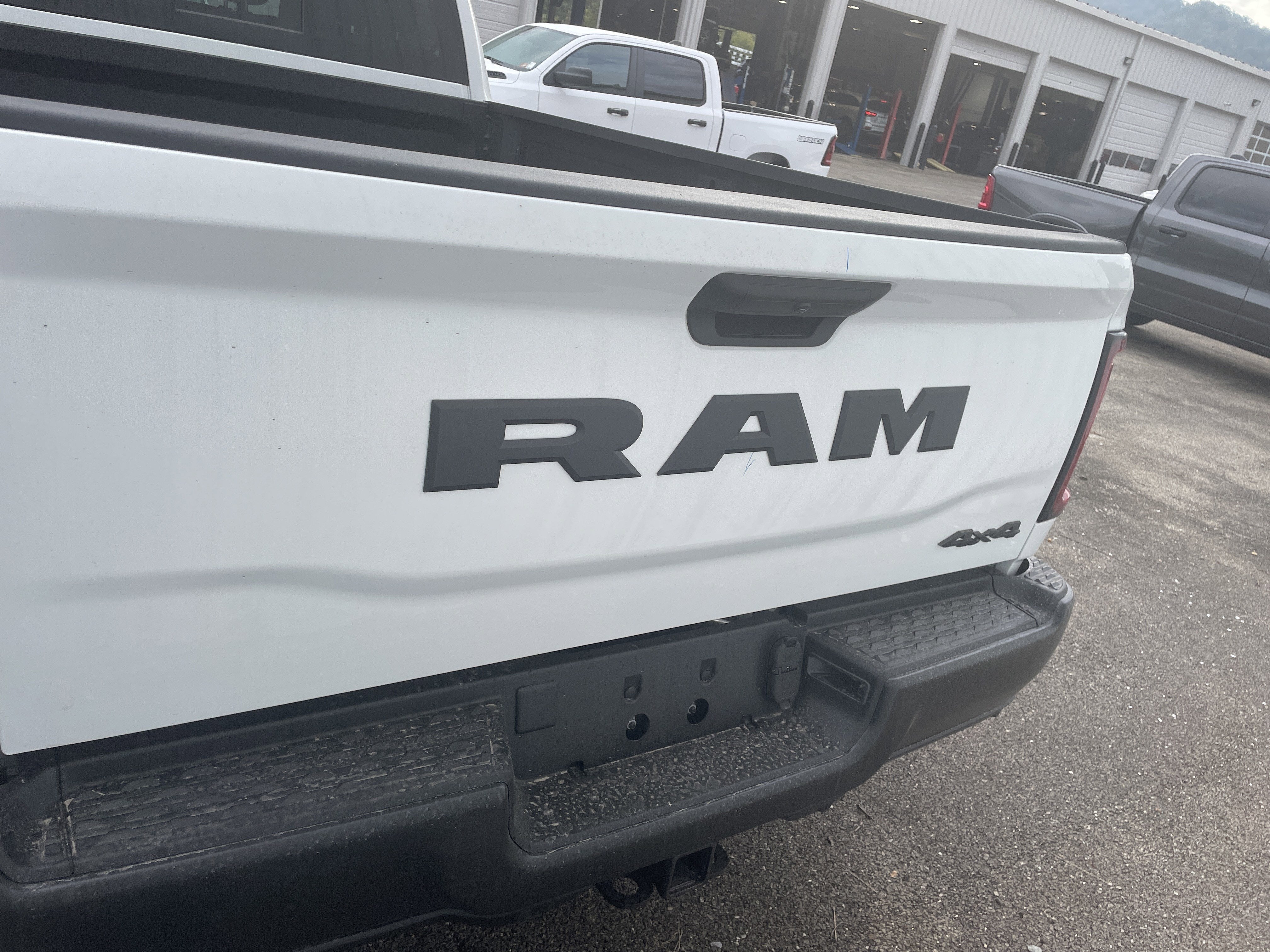 2026 RAM Ram 3500 RAM 3500 TRADESMAN CREW CAB 4X4 8' BOX