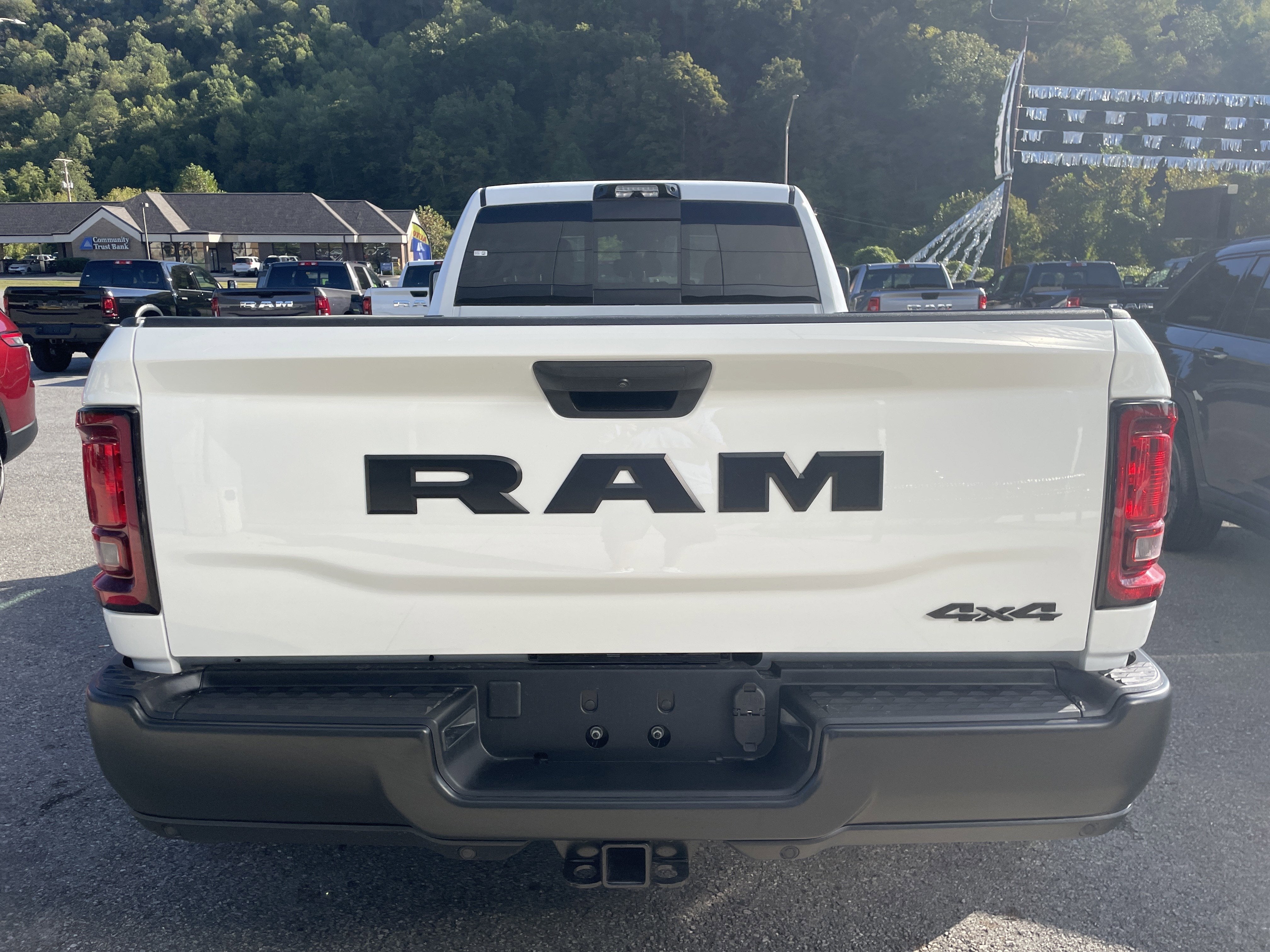 2026 RAM Ram 3500 RAM 3500 TRADESMAN CREW CAB 4X4 8' BOX