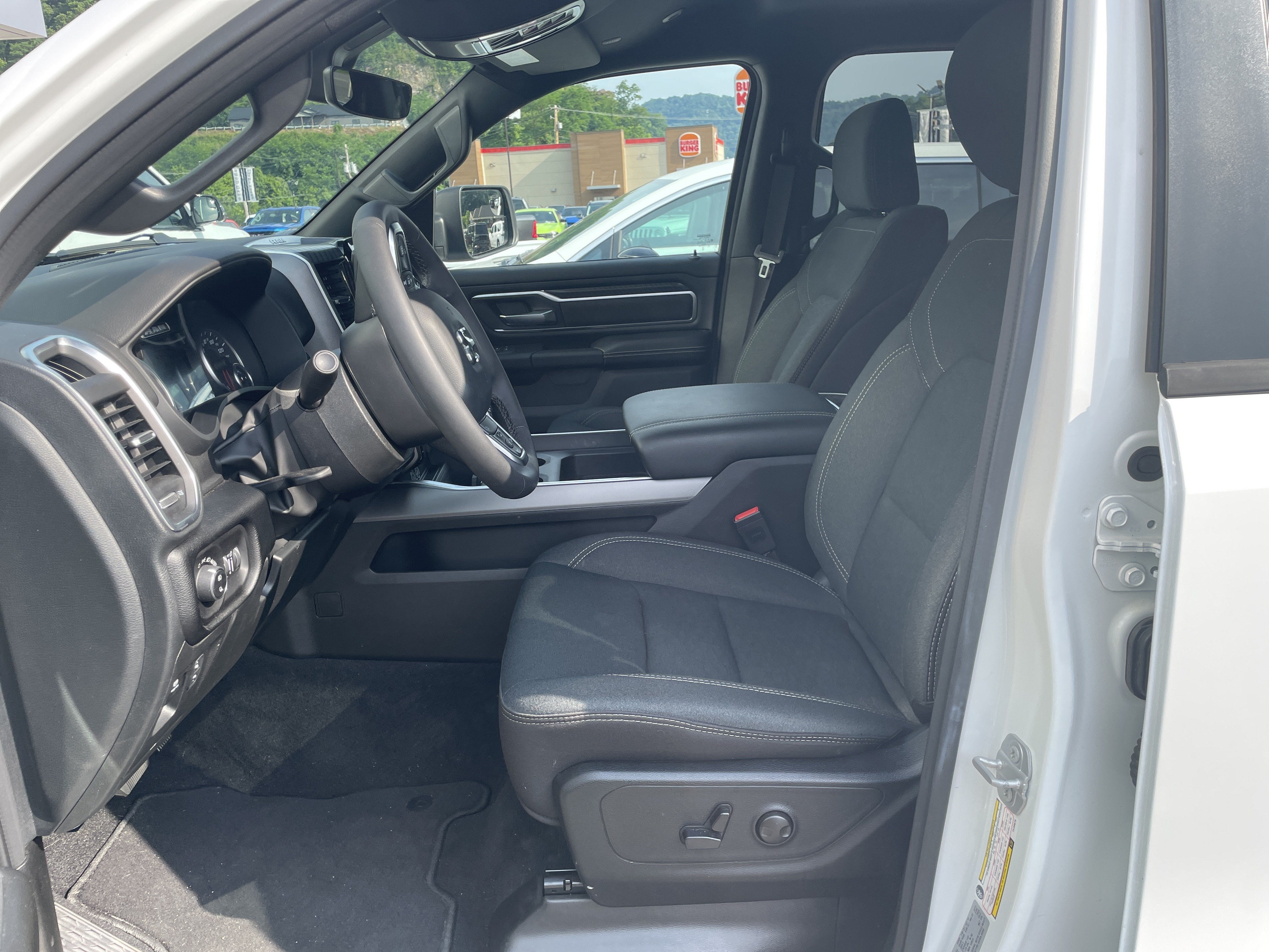 2026 RAM 1500 Big Horn Crew Cab 4x4 5'7' Box
