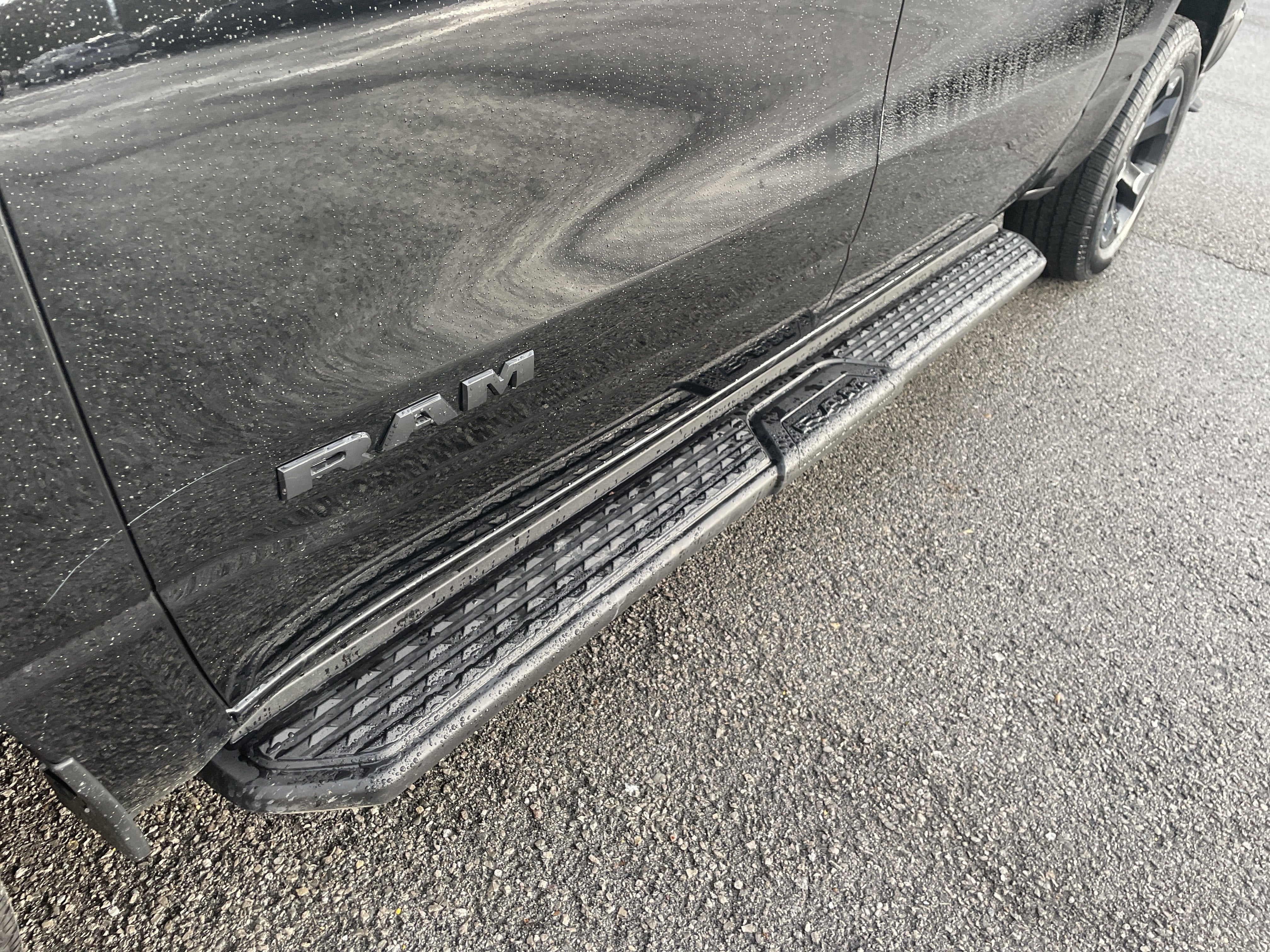 2027 RAM Ram 1500 RAM 1500 EXPRESS CREW CAB 4X4 5'7' BOX