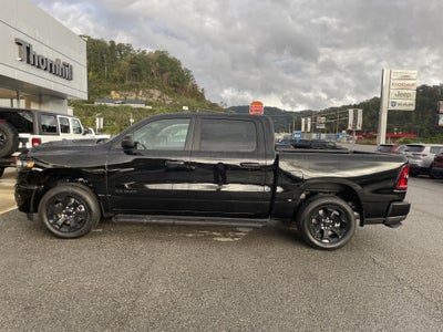 2027 RAM Ram 1500 RAM 1500 EXPRESS CREW CAB 4X4 5'7' BOX