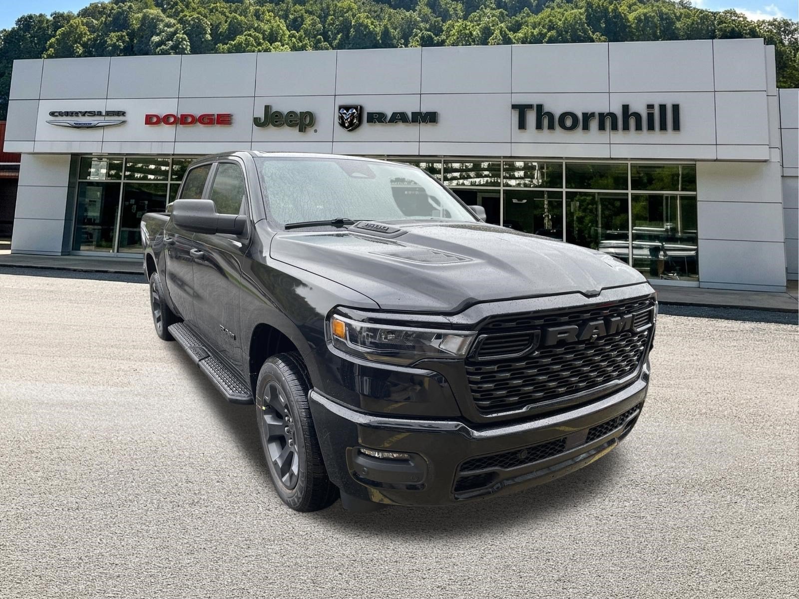 2027 RAM Ram 1500 RAM 1500 EXPRESS CREW CAB 4X4 5'7' BOX