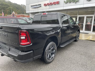 2027 RAM Ram 1500 RAM 1500 EXPRESS CREW CAB 4X4 5'7' BOX