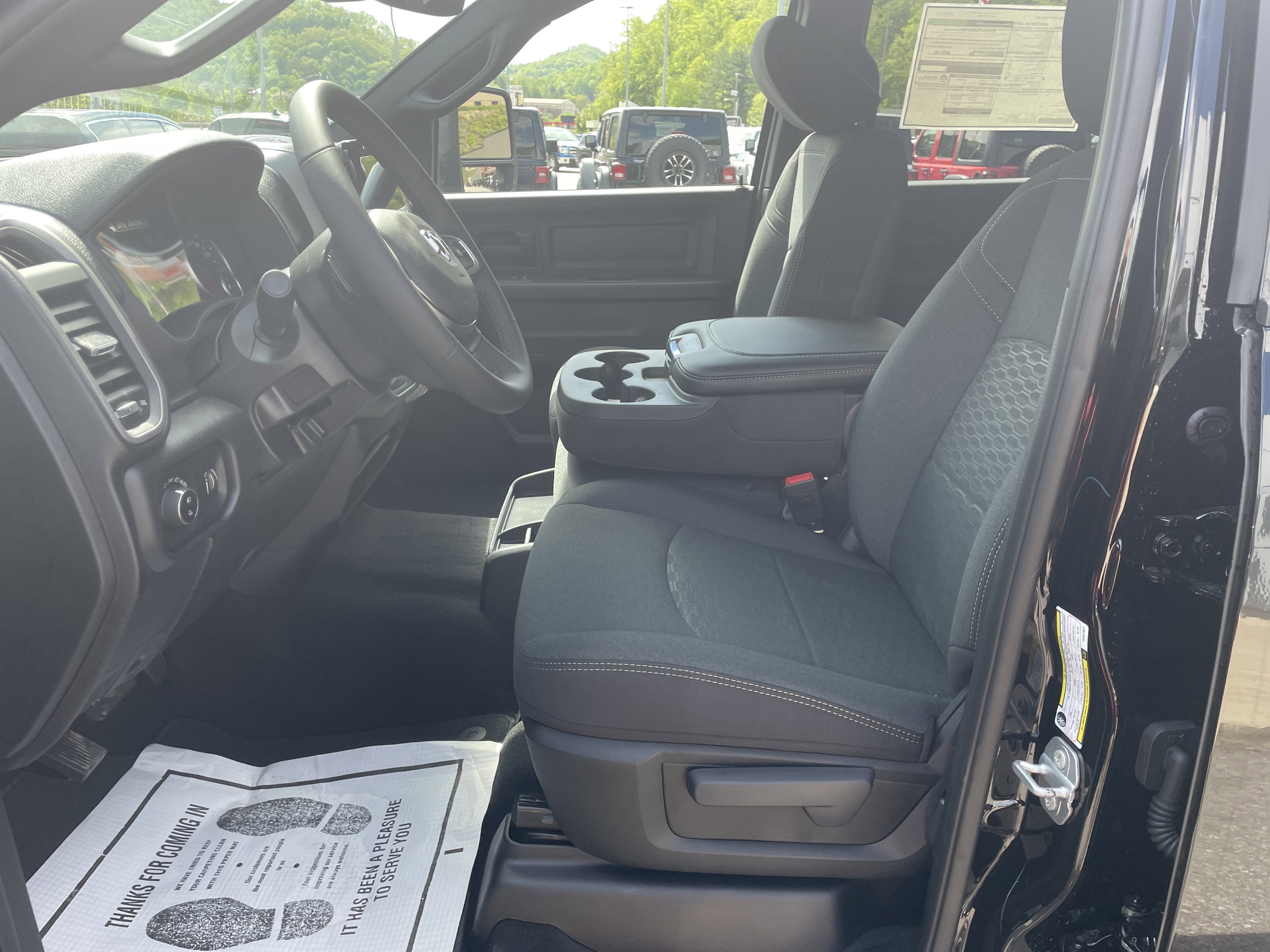 2026 RAM Ram 2500 RAM 2500 TRADESMAN CREW CAB 4X4 6'4' BOX