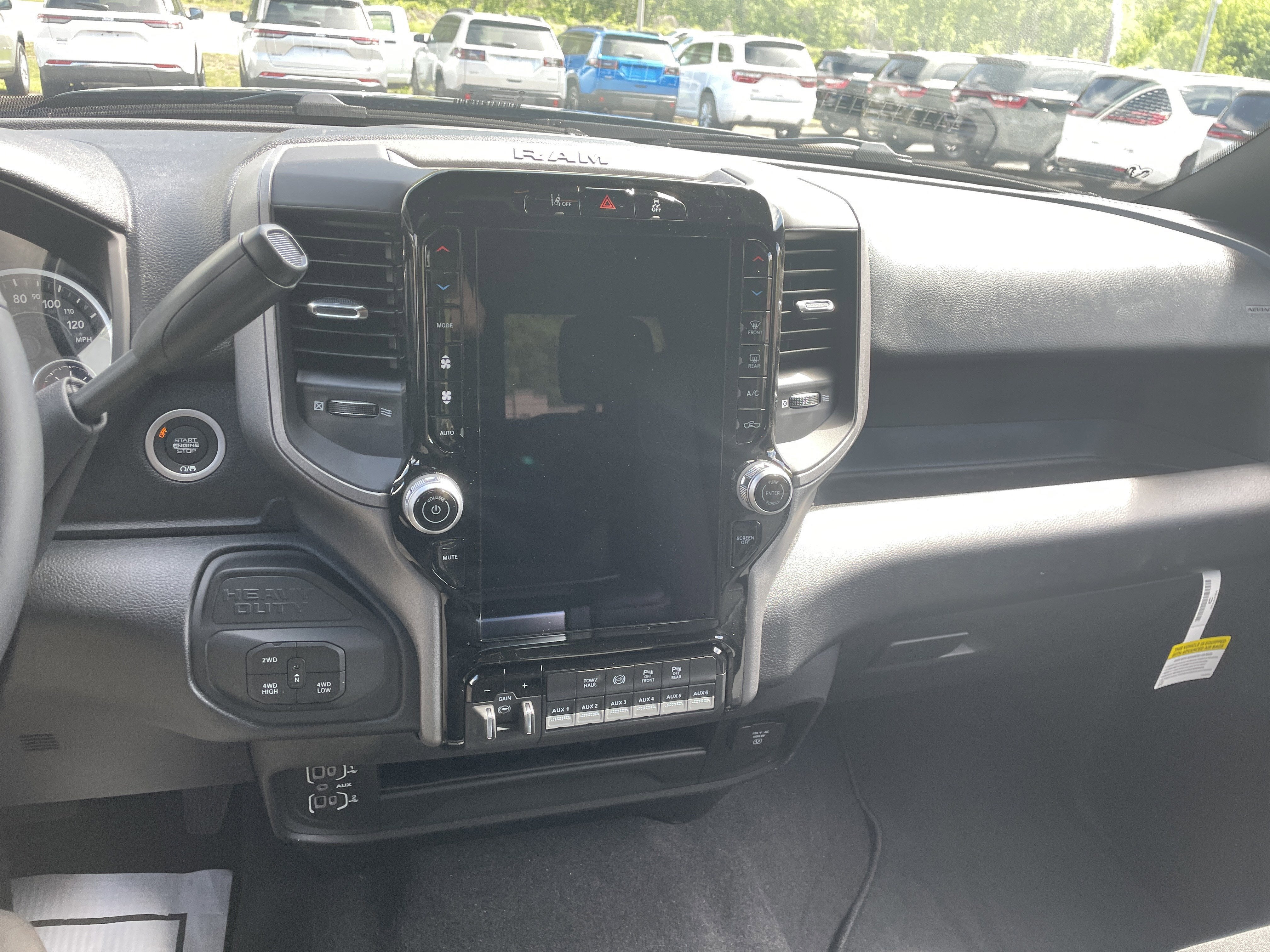 2026 RAM Ram 2500 RAM 2500 TRADESMAN CREW CAB 4X4 6'4' BOX