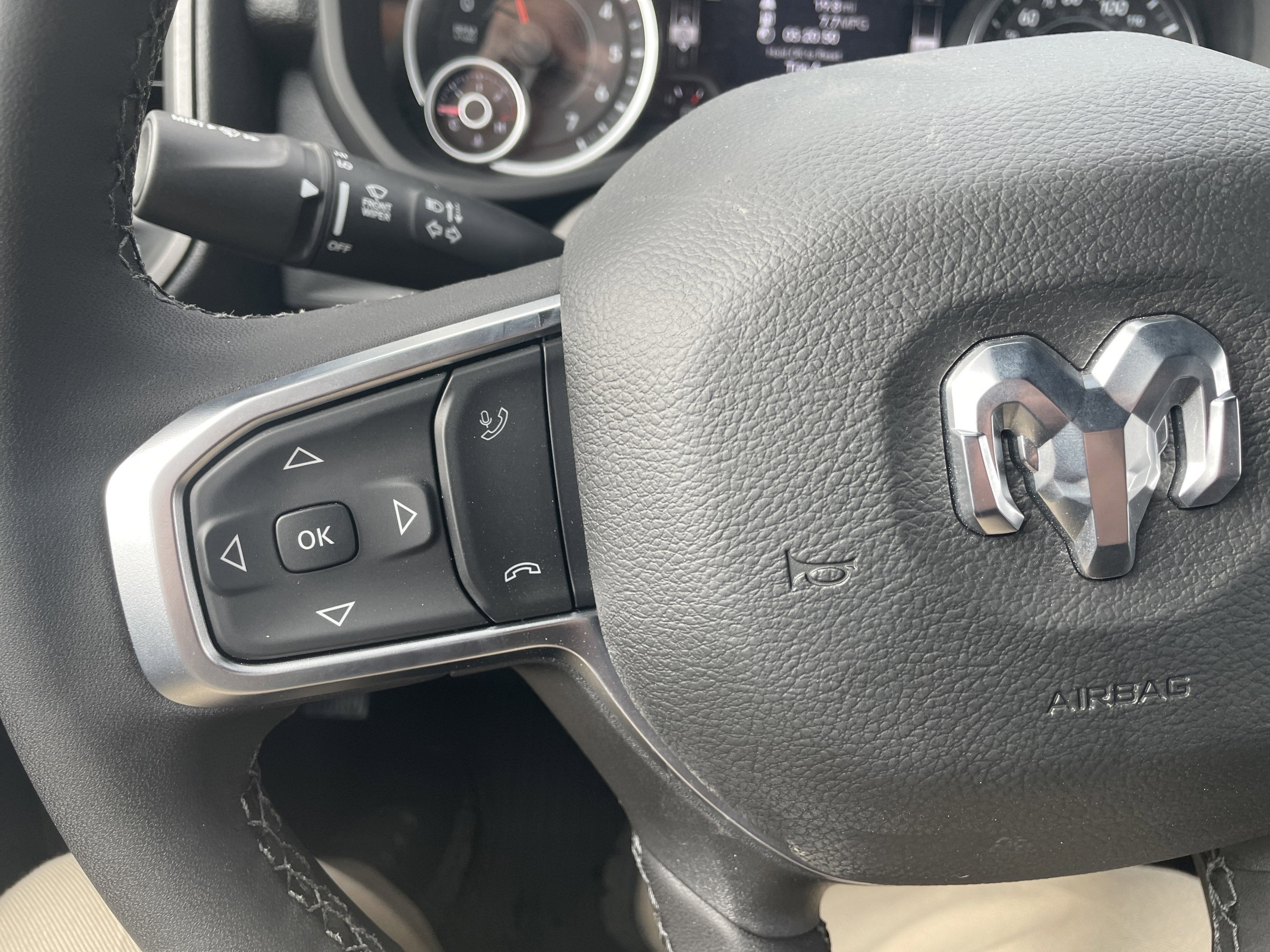 2026 RAM Ram 2500 RAM 2500 BLACK EXPRESS CREW CAB 4X4 8' BOX