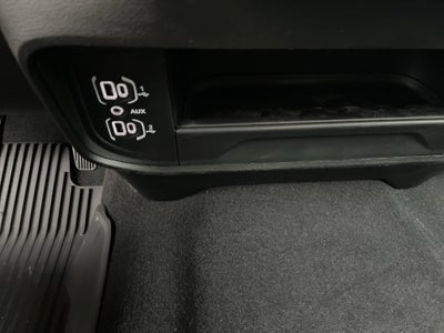 2026 RAM Ram 2500 RAM 2500 BLACK EXPRESS CREW CAB 4X4 8' BOX