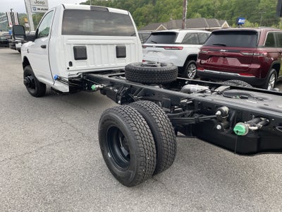 2026 RAM Ram 3500 Chassis Cab RAM 3500 TRADESMAN CHASSIS REGULAR CAB 4X2 84' CA