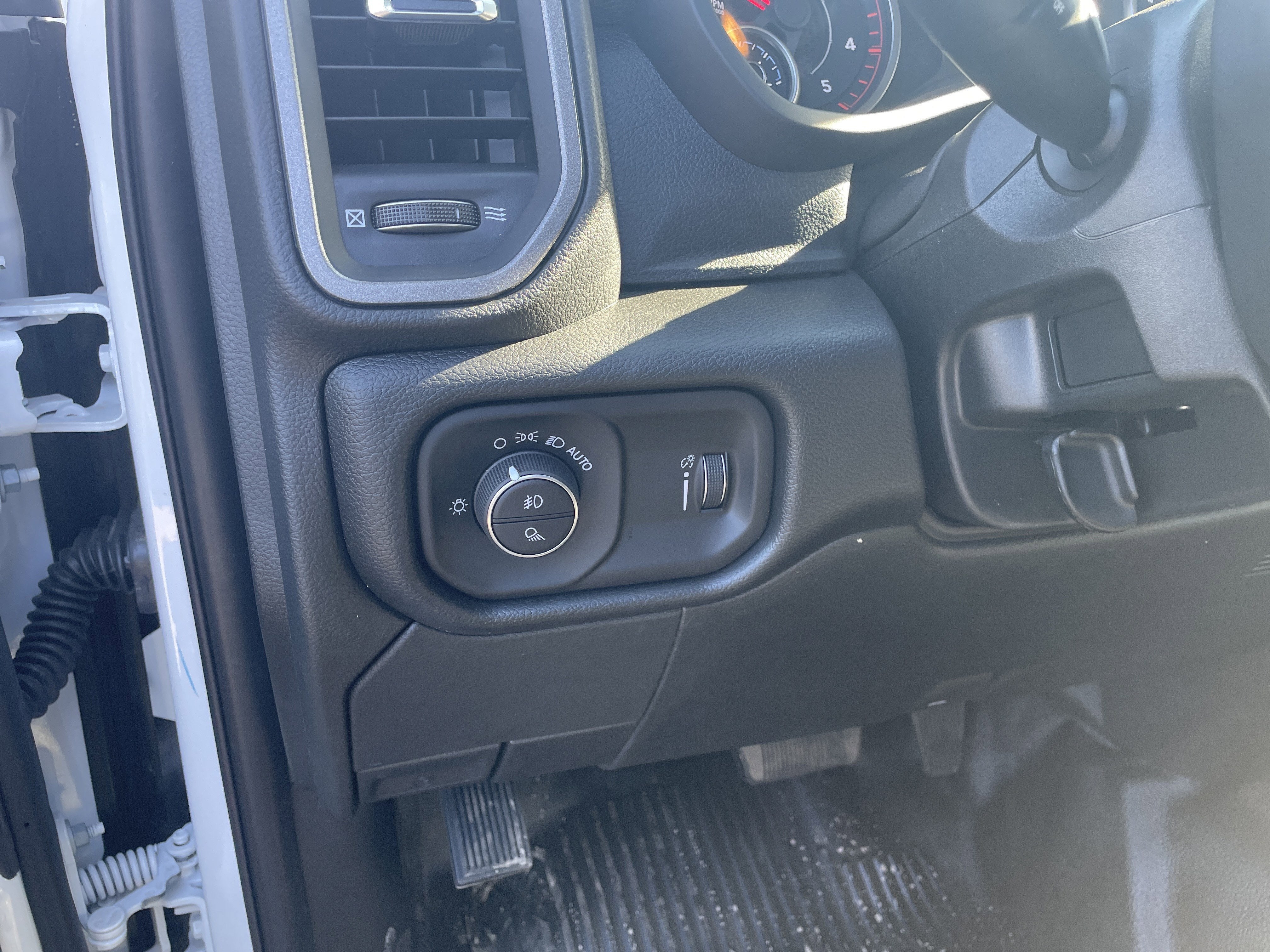 2026 RAM Ram 3500 Chassis Cab RAM 3500 TRADESMAN CHASSIS REGULAR CAB 4X4 60' CA