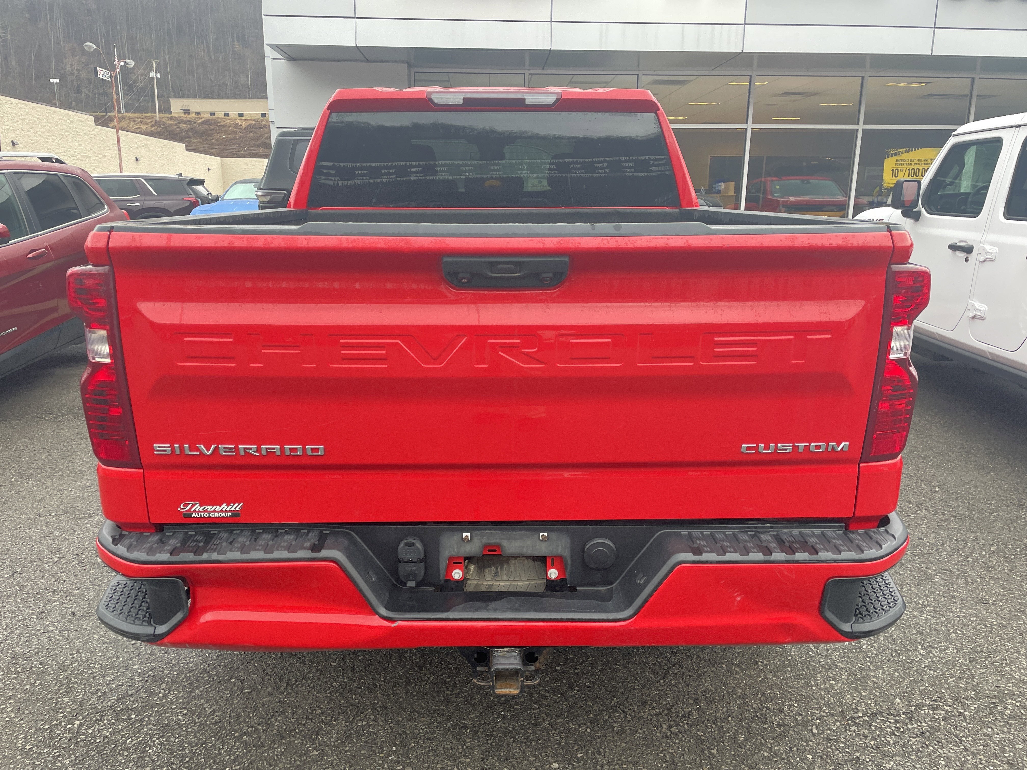 2022 Chevrolet Silverado 1500 4WD Crew Cab Short Bed Custom