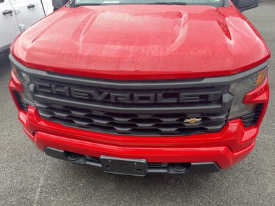 2022 Chevrolet Silverado 1500 4WD Crew Cab Short Bed Custom