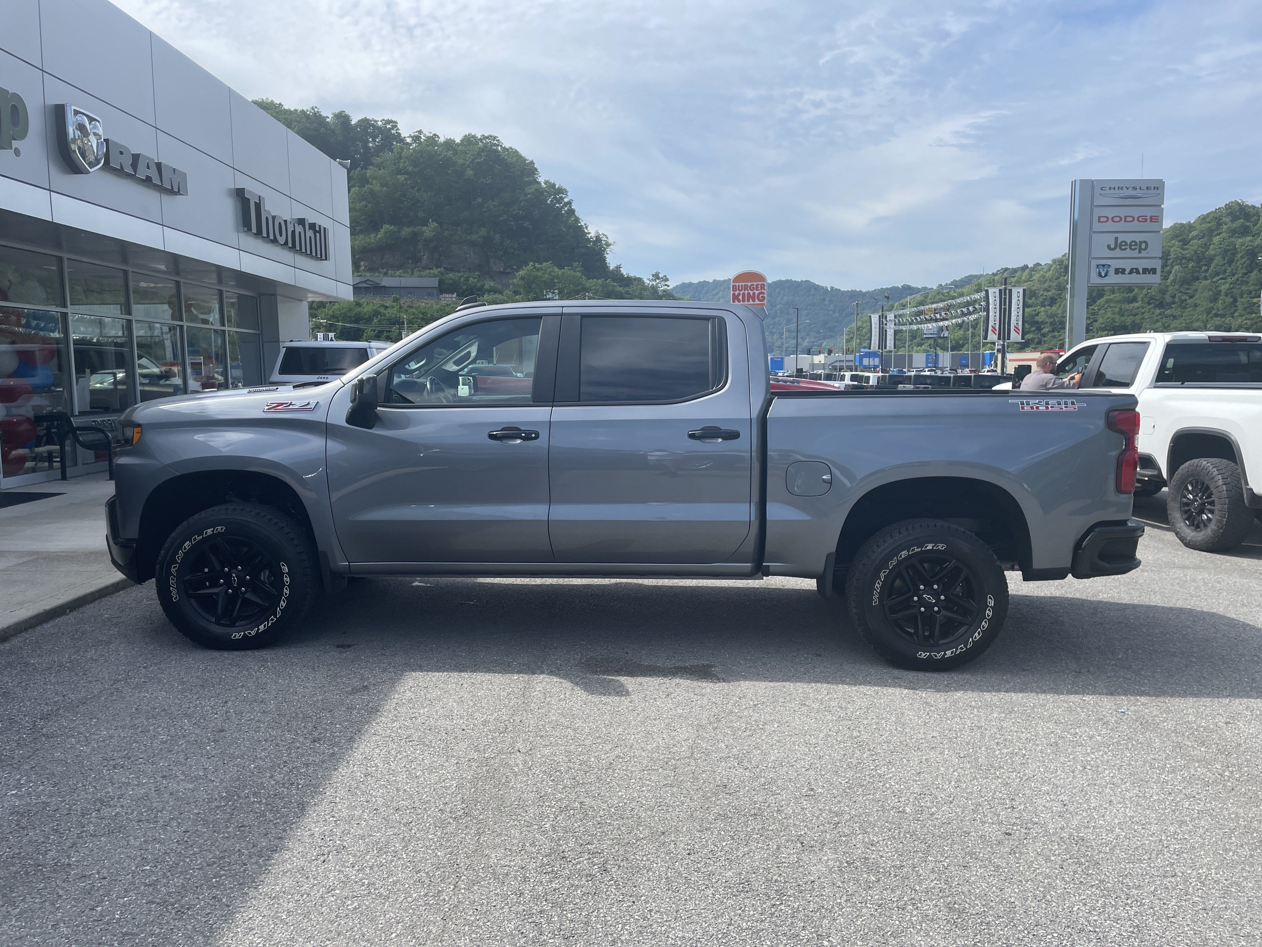 2022 Chevrolet Silverado 1500 LTD 4WD Crew Cab Short Bed LT Trail Boss