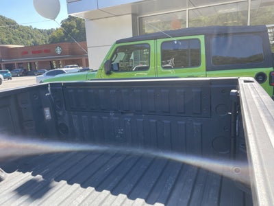 2025 GMC Sierra 1500 4WD Crew Cab Short Box AT4