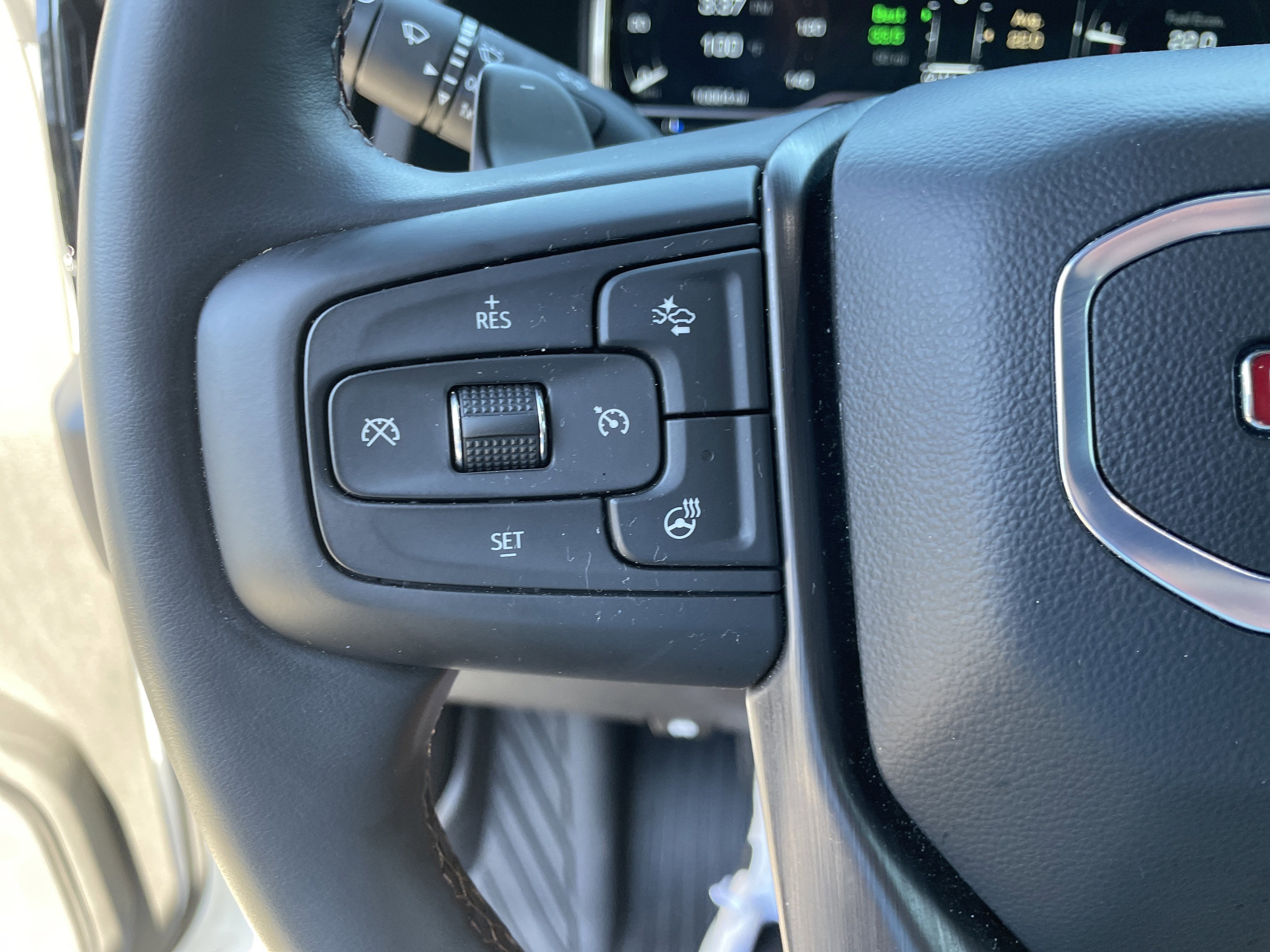 2025 GMC Sierra 1500 4WD Crew Cab Short Box AT4