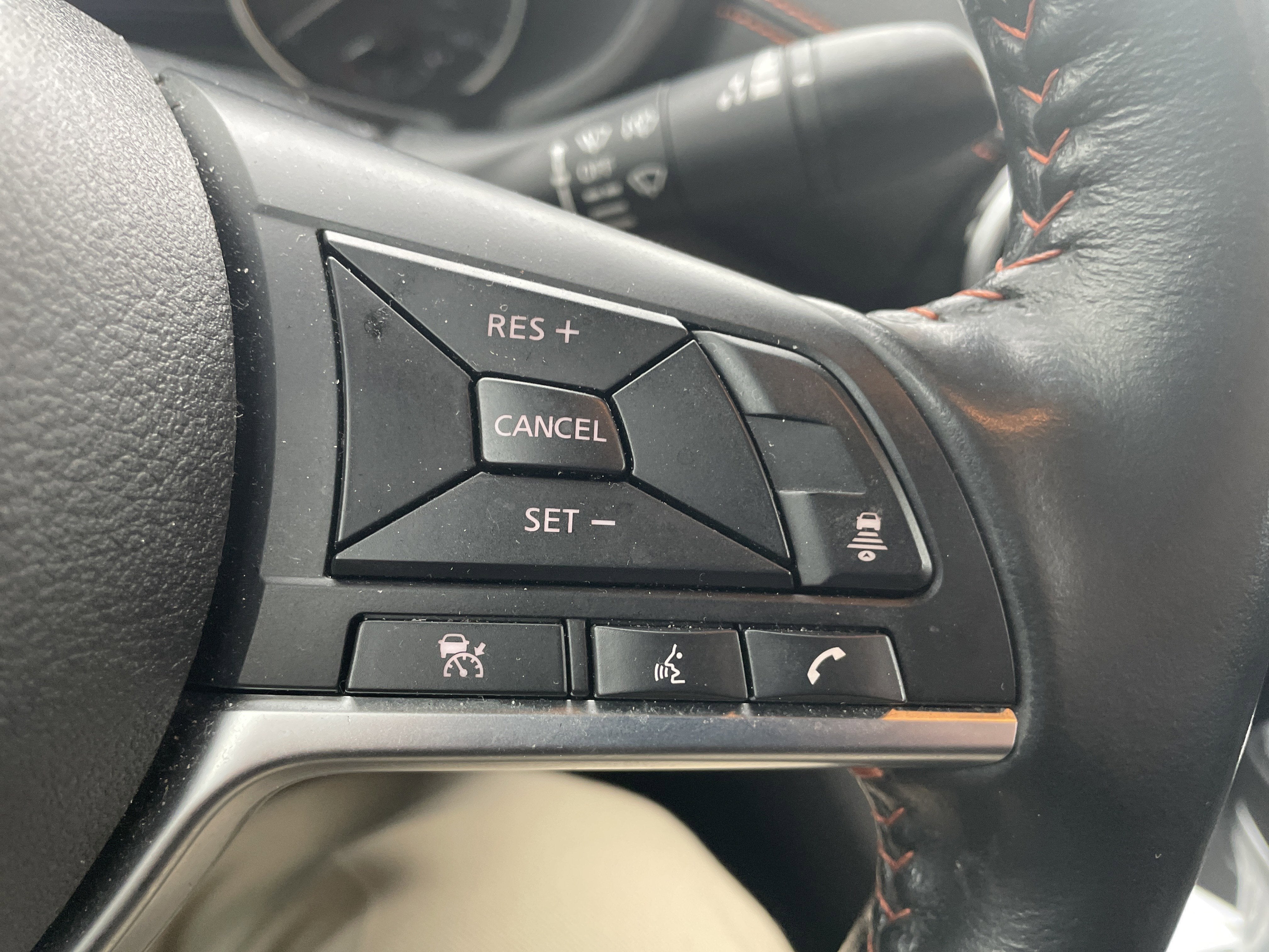 2023 Nissan Sentra SR Xtronic CVT