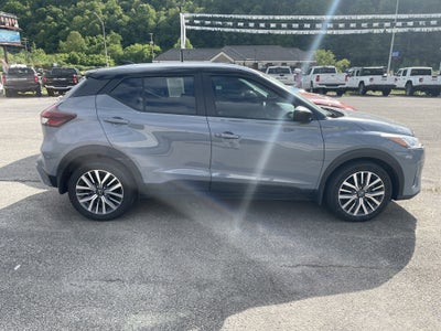 2023 Nissan Kicks SV Xtronic CVT